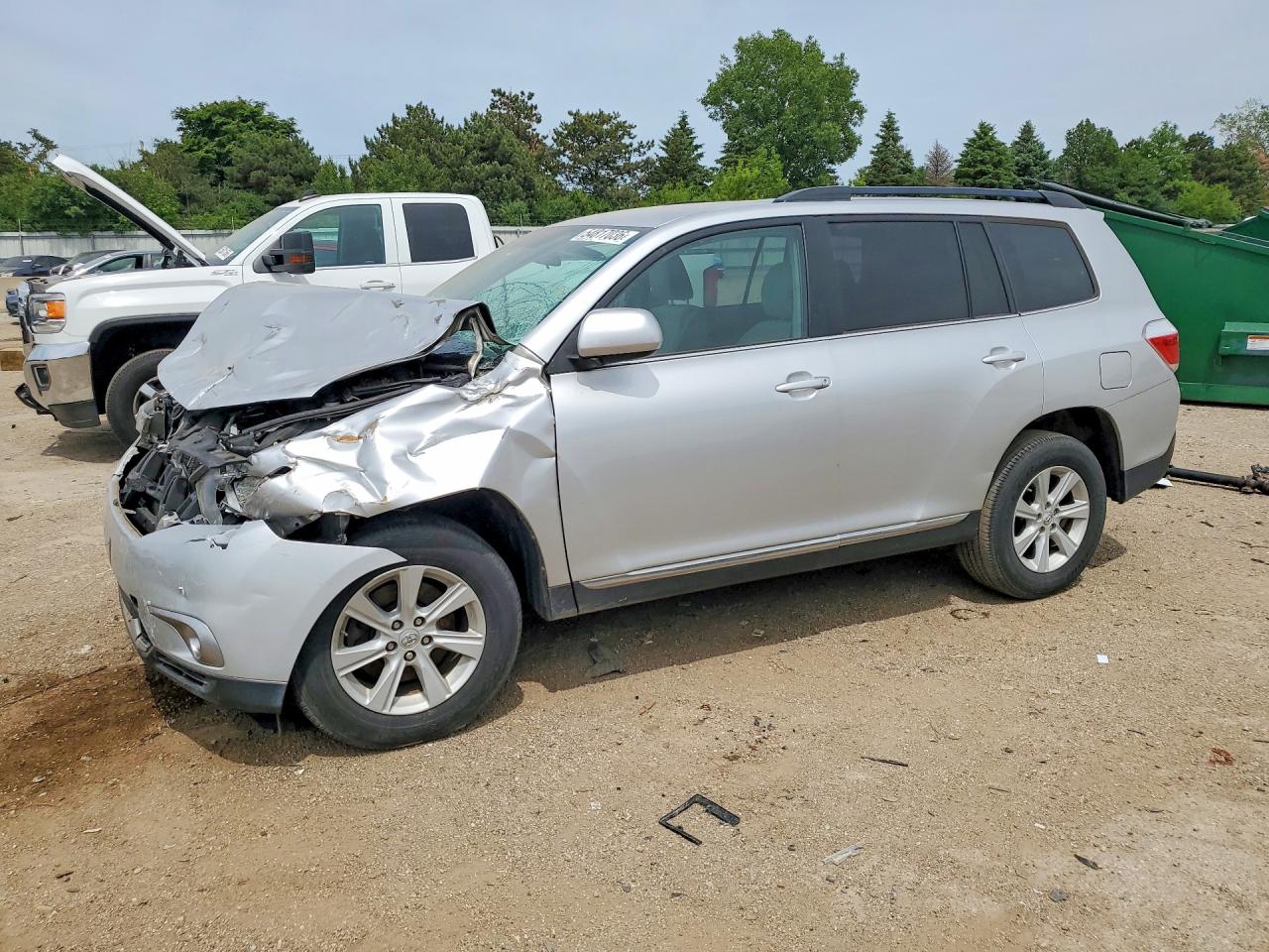 2012 Toyota Highlander Base Silver vin: 5TDBK3EH2CS097450