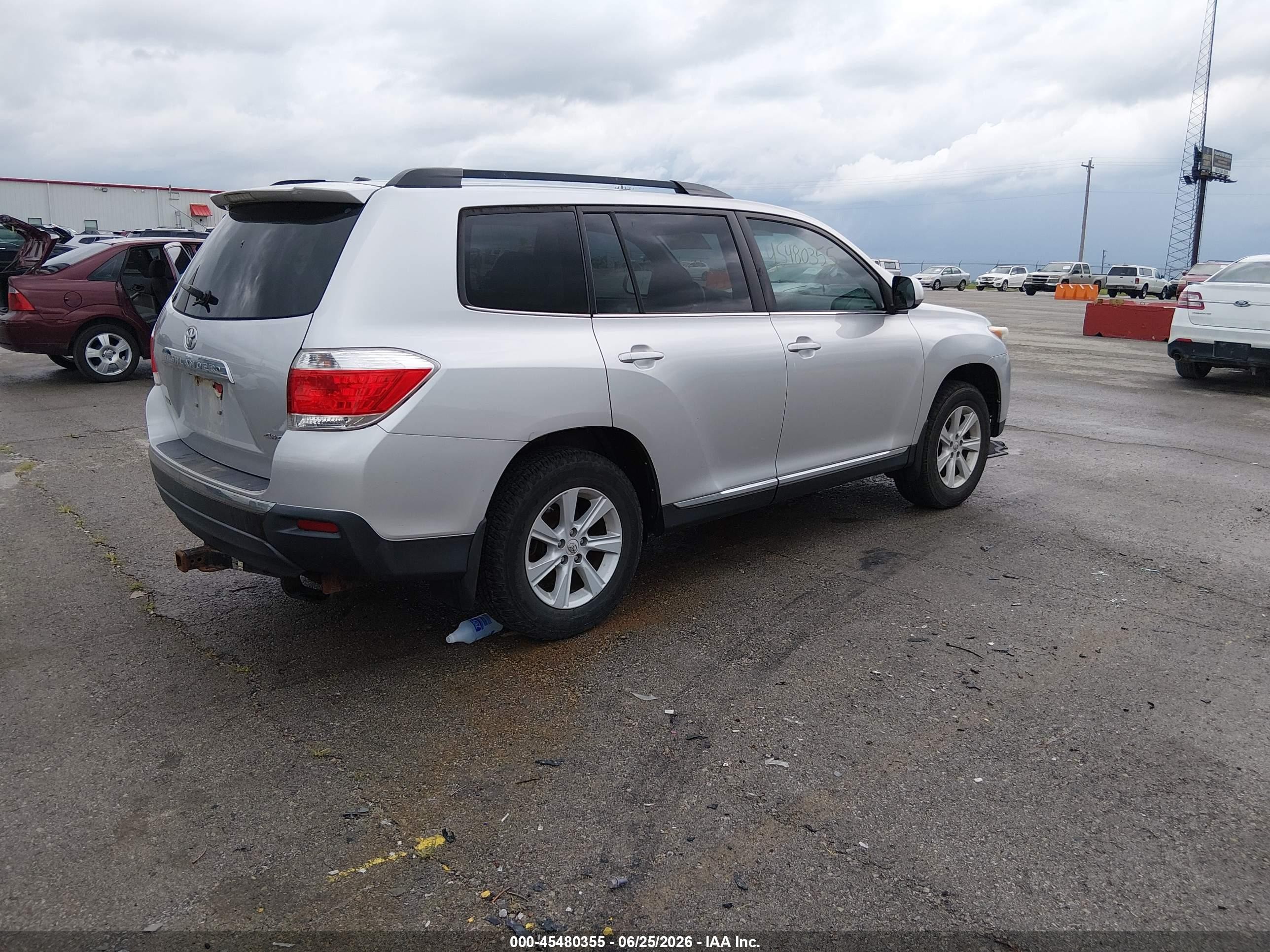2012 Toyota Highlander Se V6 Silver vin: 5TDBK3EH2CS118359