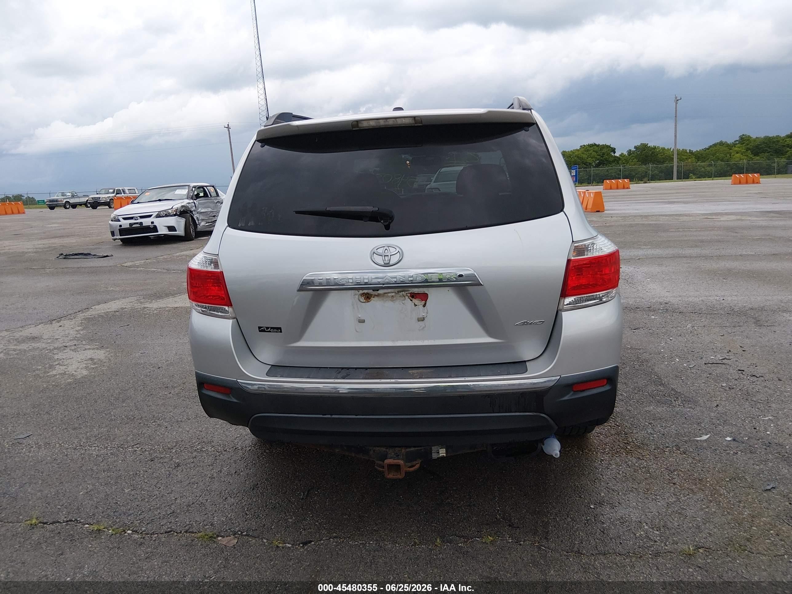 2012 Toyota Highlander Se V6 Silver vin: 5TDBK3EH2CS118359