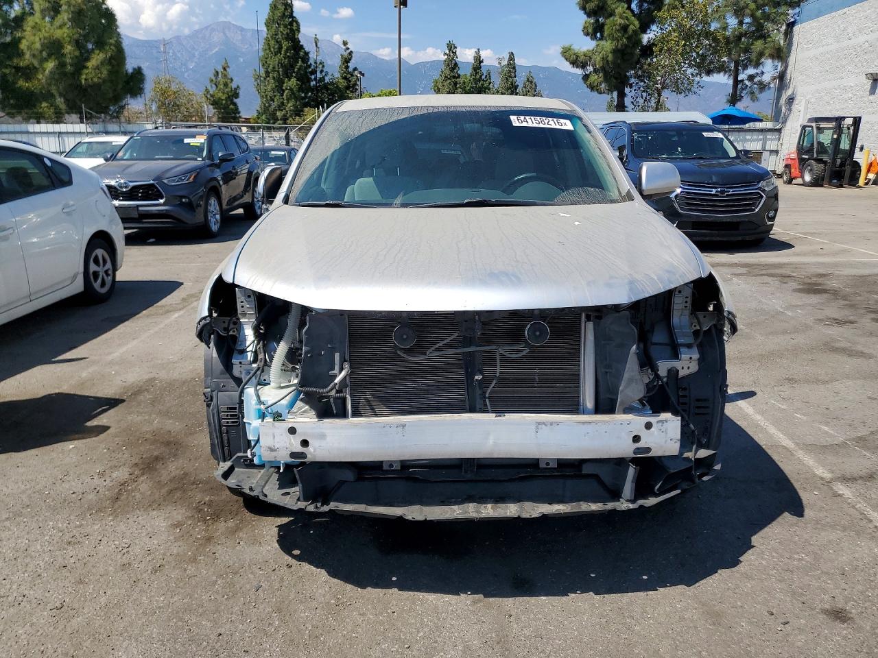 2012 Toyota Highlander Base Silver vin: 5TDBK3EH2CS119219