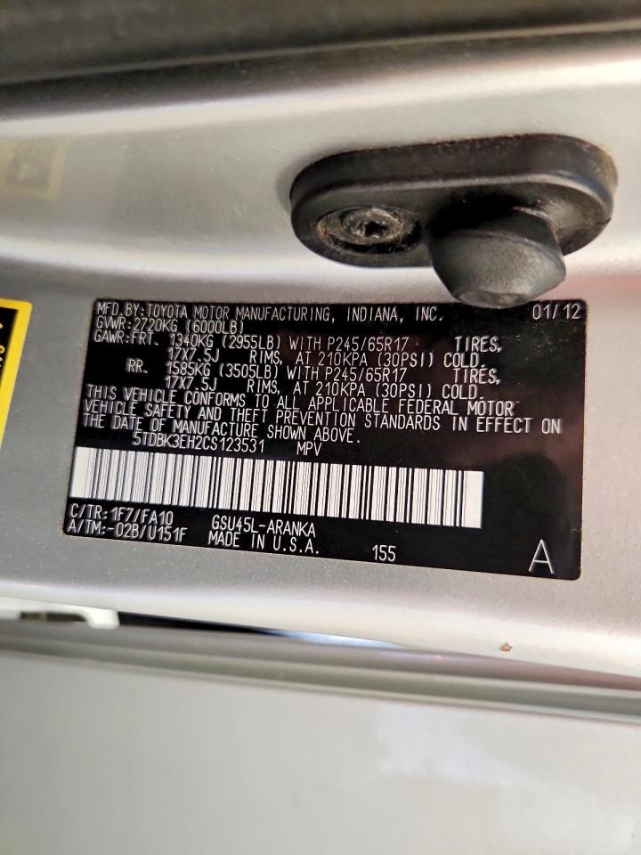 2012 Toyota Highlander Base Silver vin: 5TDBK3EH2CS123531