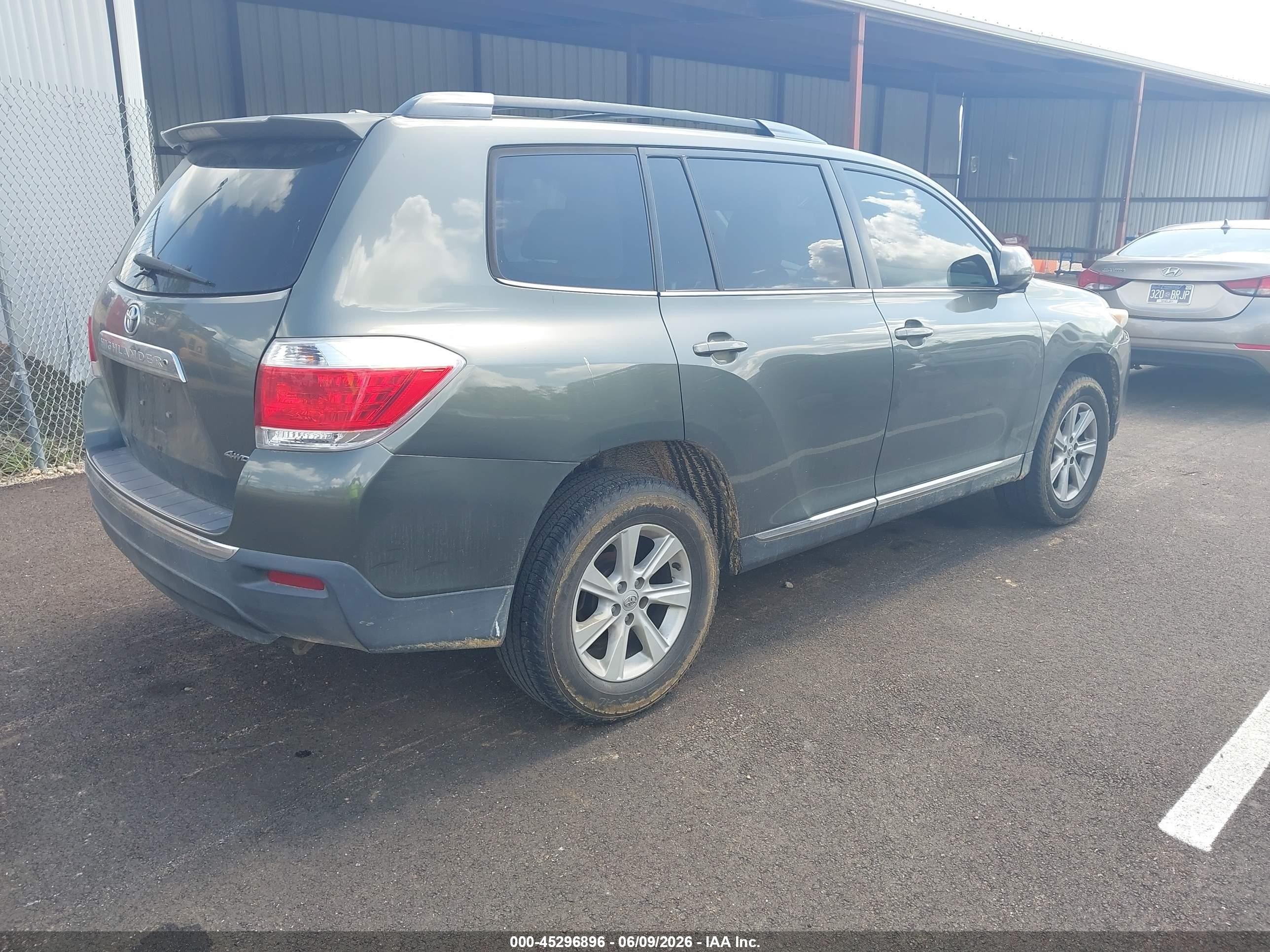 2012 Toyota Highlander Se V6 Green vin: 5TDBK3EH2CS133119