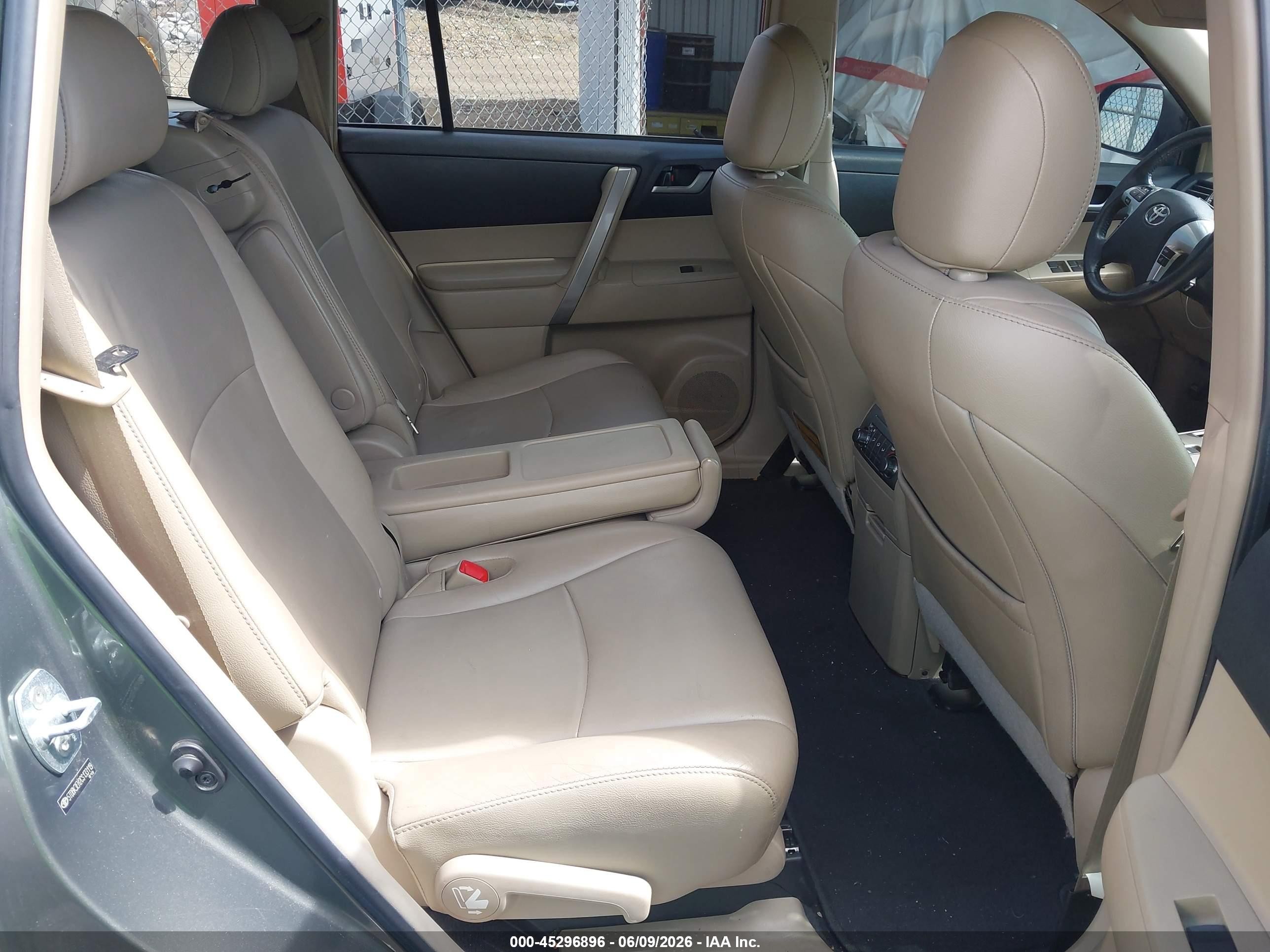 2012 Toyota Highlander Se V6 Green vin: 5TDBK3EH2CS133119