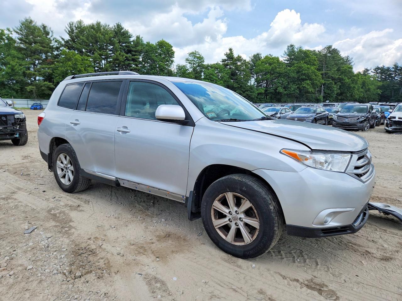 2012 Toyota Highlander Se Silver vin: 5TDBK3EH2CS147408