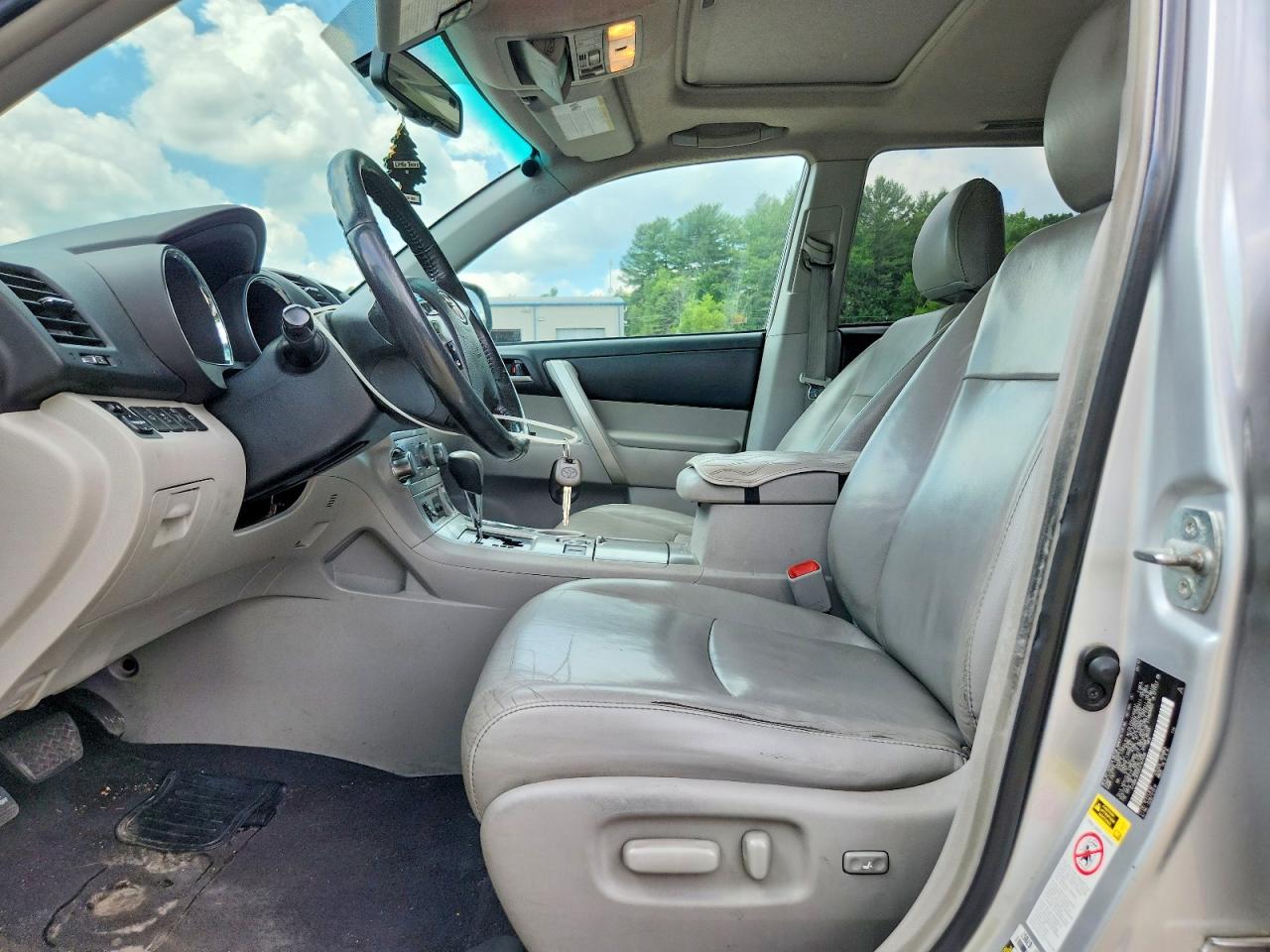 2012 Toyota Highlander Se Silver vin: 5TDBK3EH2CS147408
