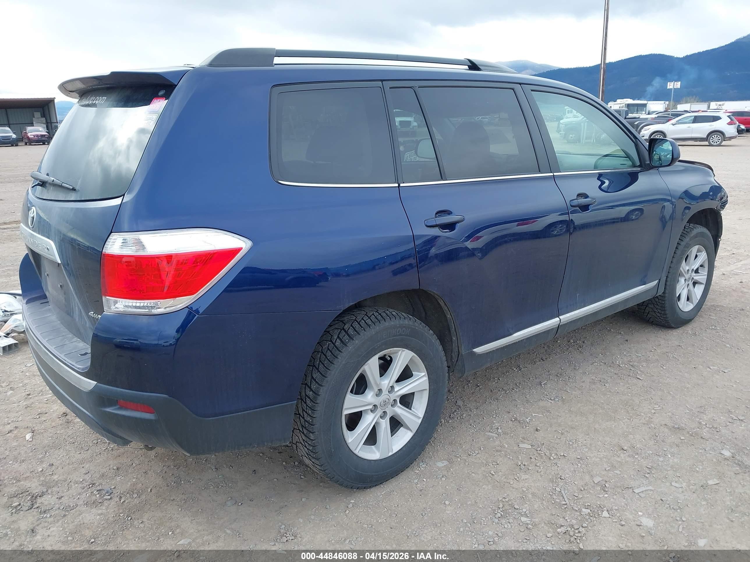 2013 Toyota Highlander Se V6 Blue vin: 5TDBK3EH2DS199753