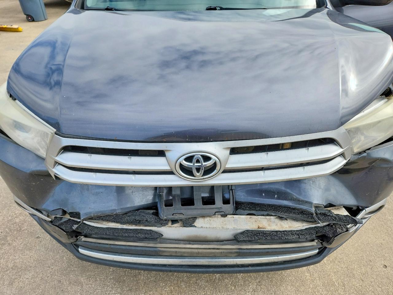 2013 Toyota Highlander Se Gray vin: 5TDBK3EH2DS232900