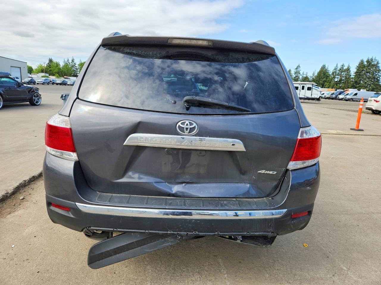 2013 Toyota Highlander Se Gray vin: 5TDBK3EH2DS232900