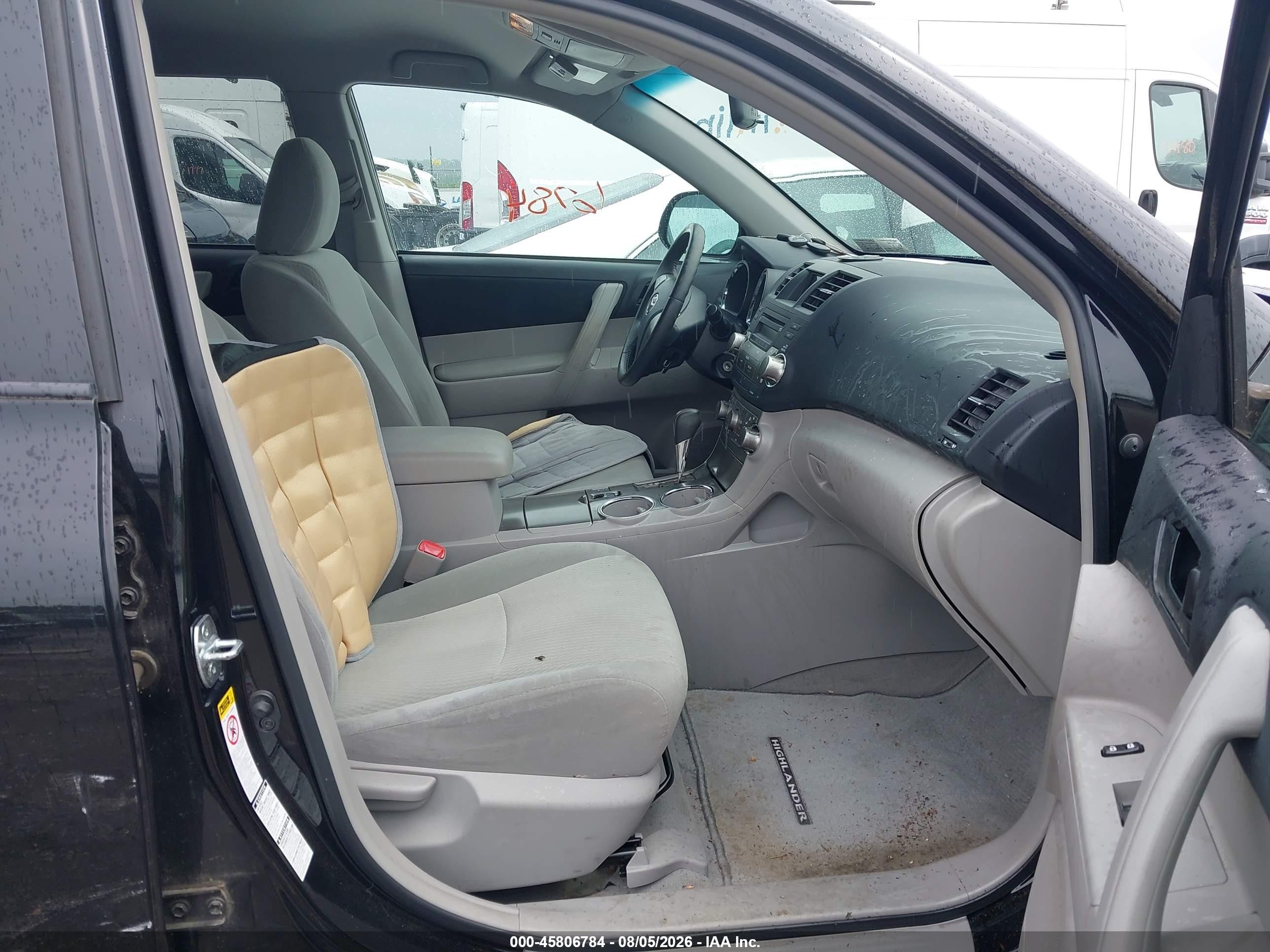 2010 Toyota Highlander Base V6 Черный vin: 5TDBK3EH3AS024097