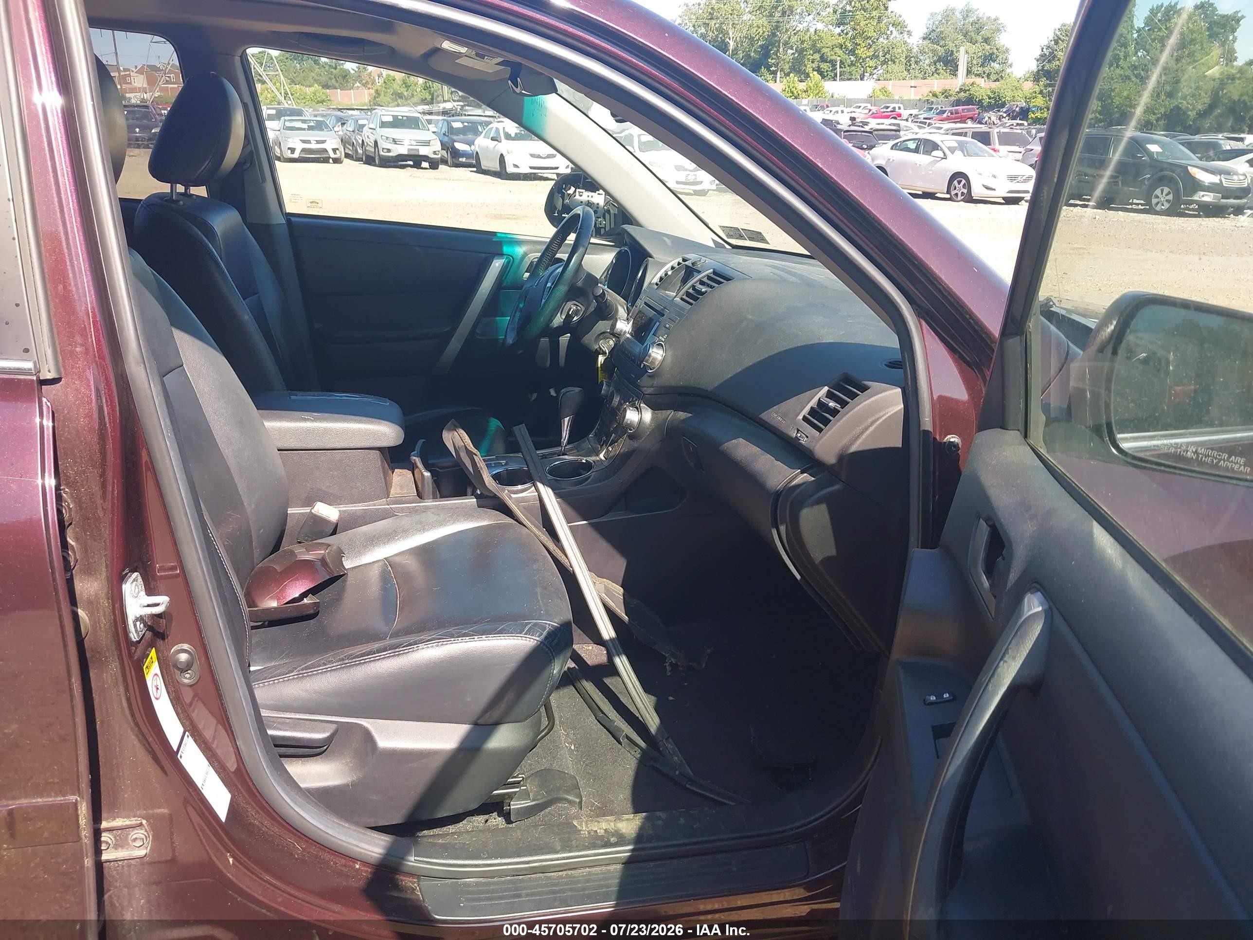 2011 Toyota Highlander Se V6 Maroon vin: 5TDBK3EH3BS041032