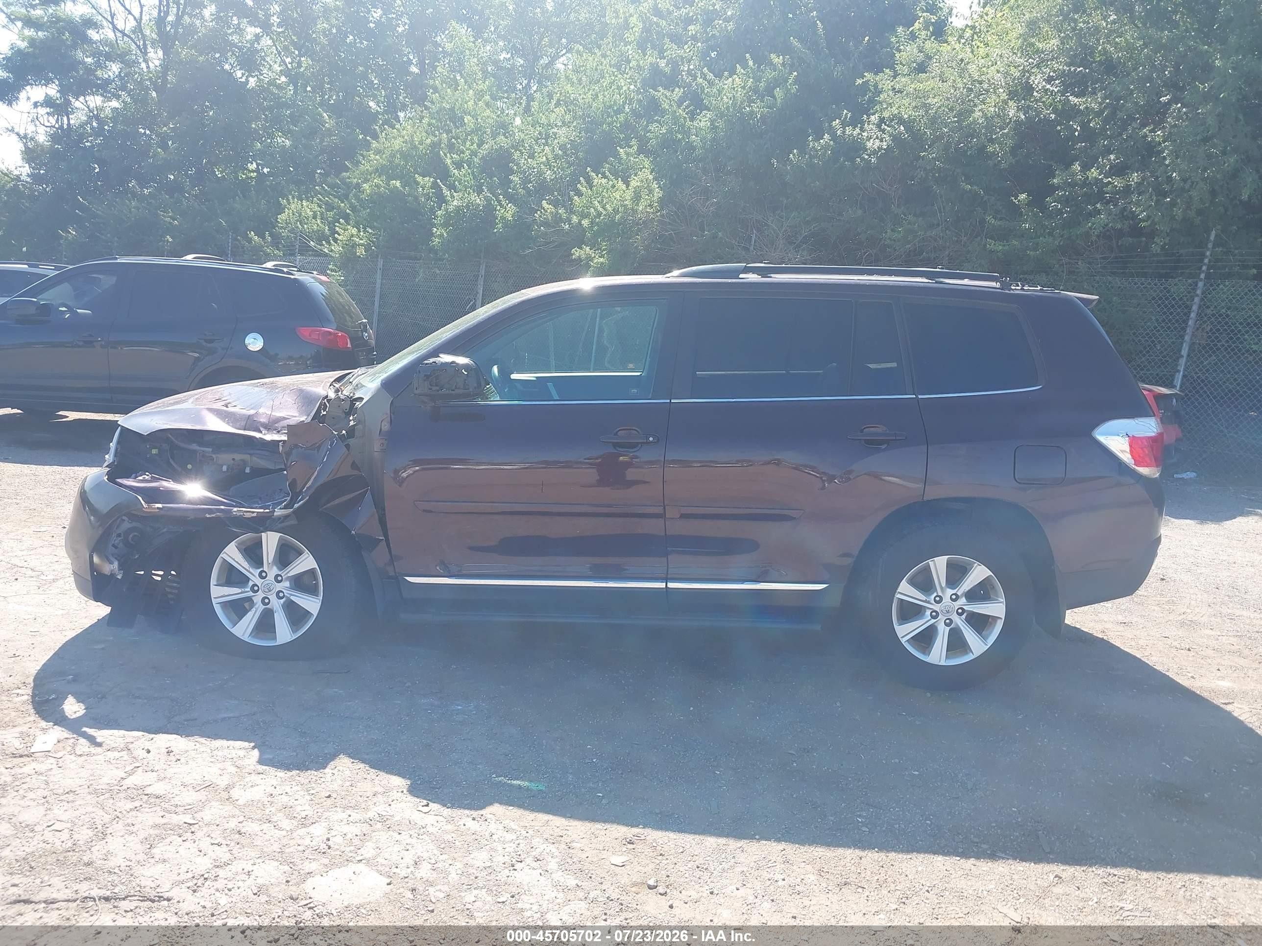 2011 Toyota Highlander Se V6 Maroon vin: 5TDBK3EH3BS041032