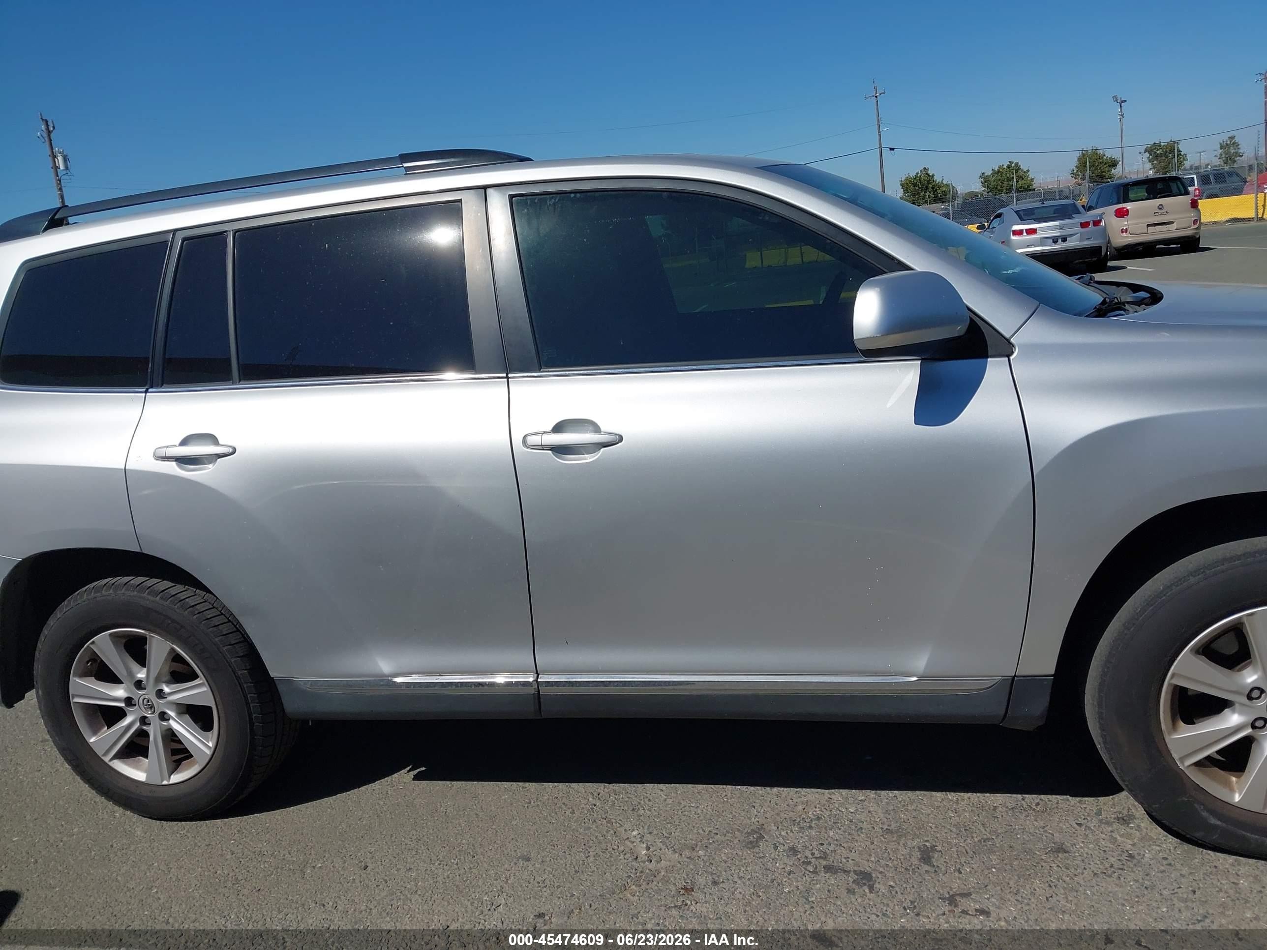 2011 Toyota Highlander Se V6 Silver vin: 5TDBK3EH3BS043606