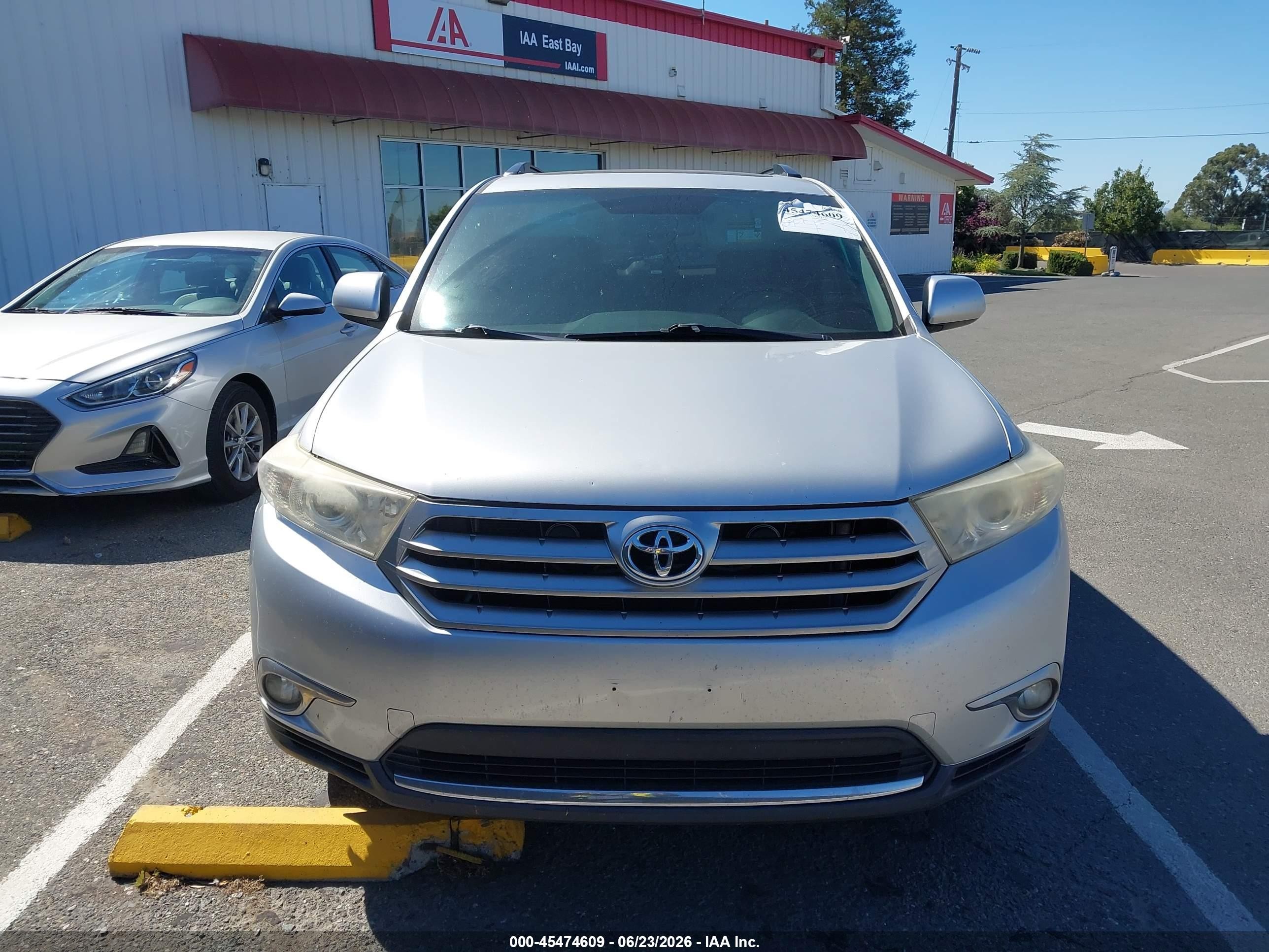 2011 Toyota Highlander Se V6 Silver vin: 5TDBK3EH3BS043606