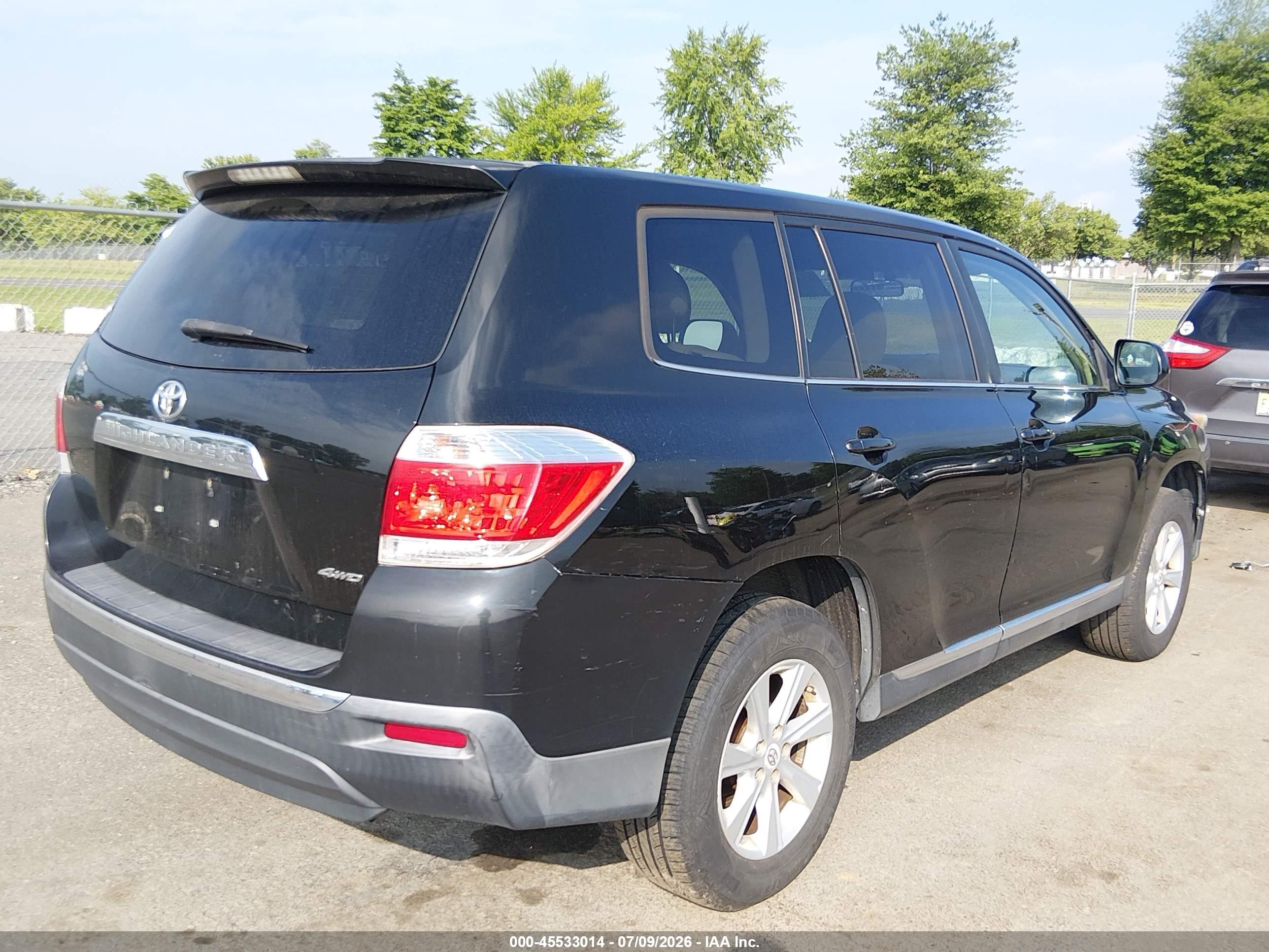 2011 Toyota Highlander Base V6 Black vin: 5TDBK3EH3BS066982