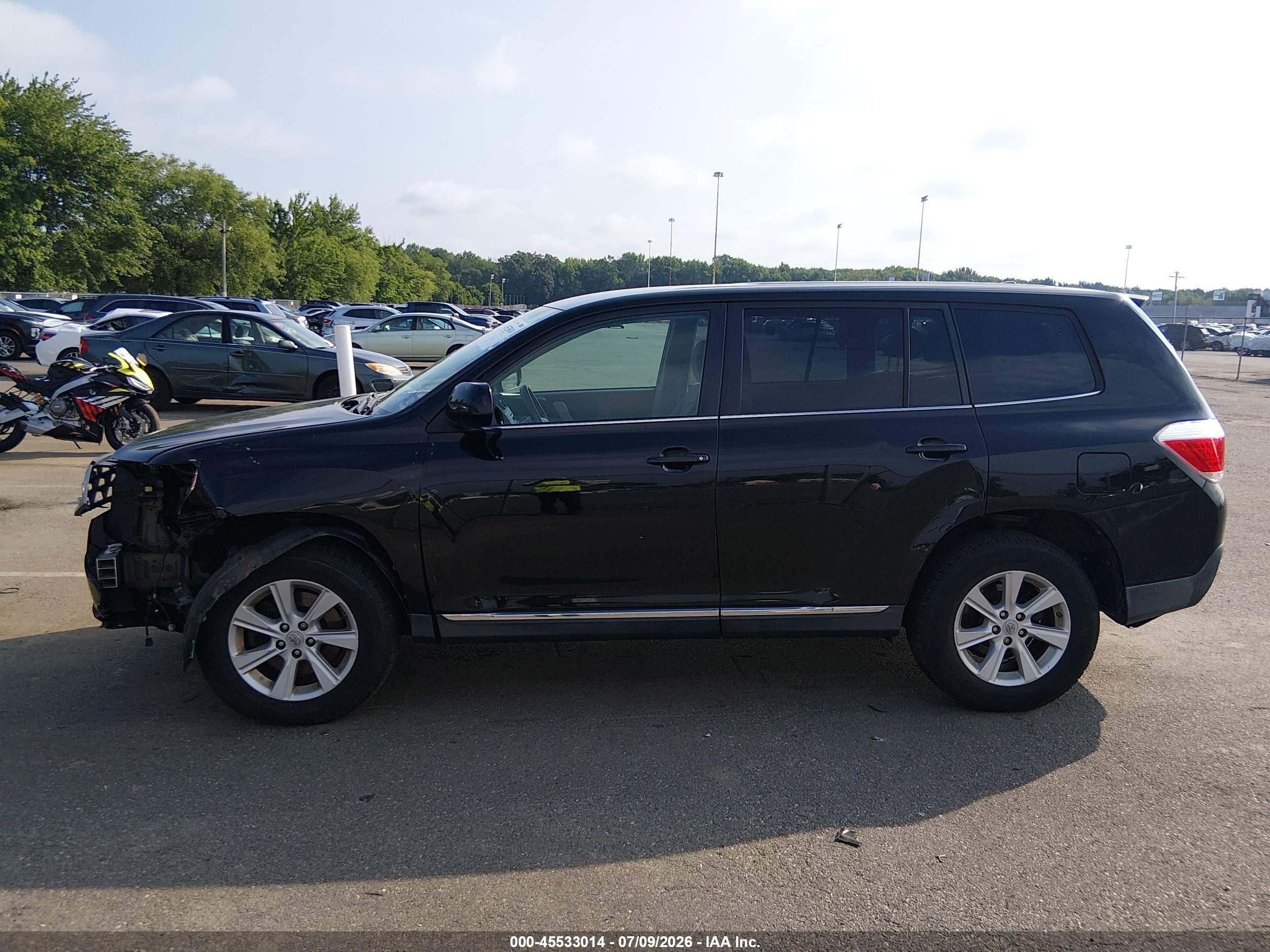 2011 Toyota Highlander Base V6 Black vin: 5TDBK3EH3BS066982