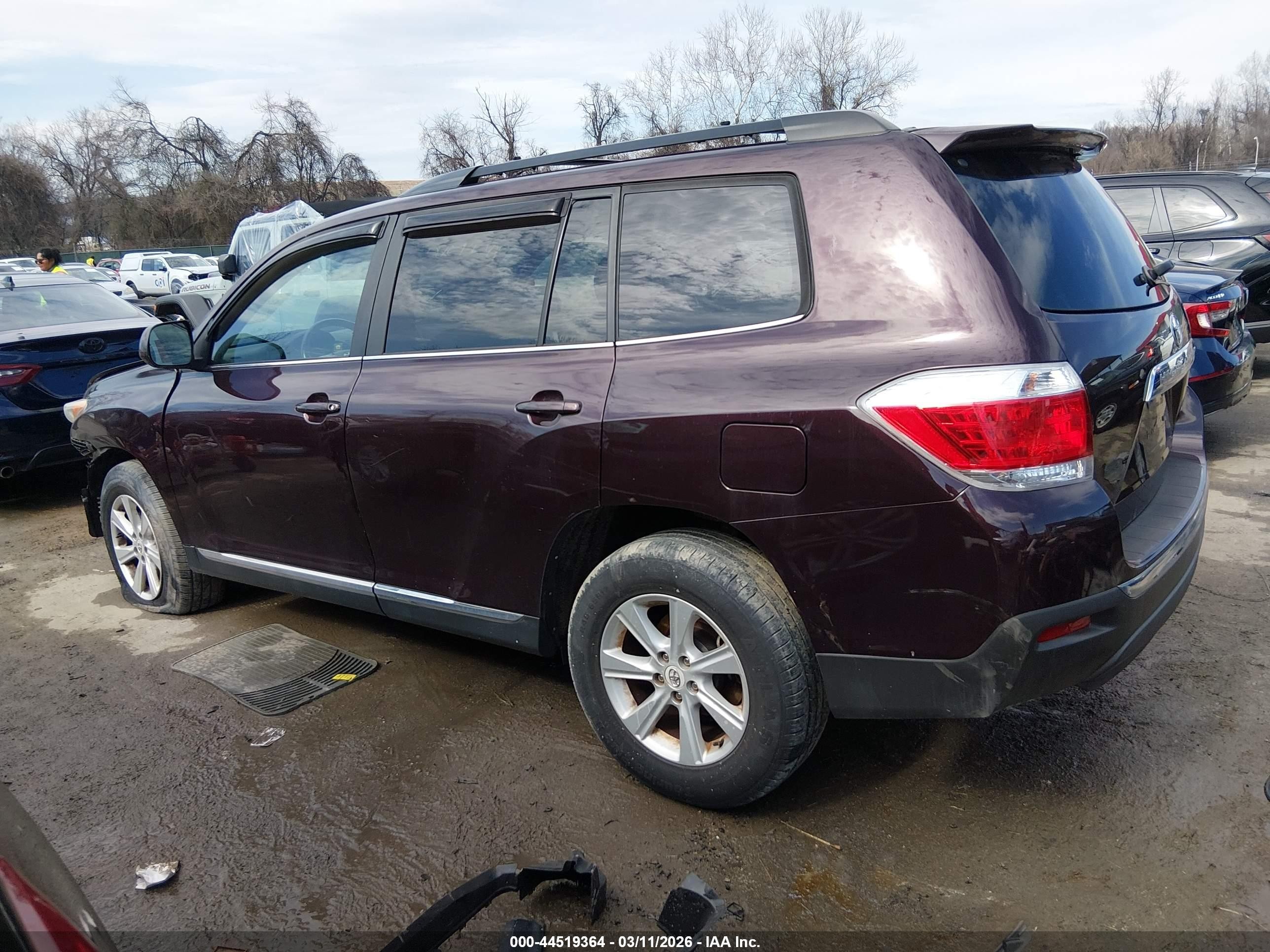 2011 Toyota Highlander Se V6 Purple vin: 5TDBK3EH3BS067520