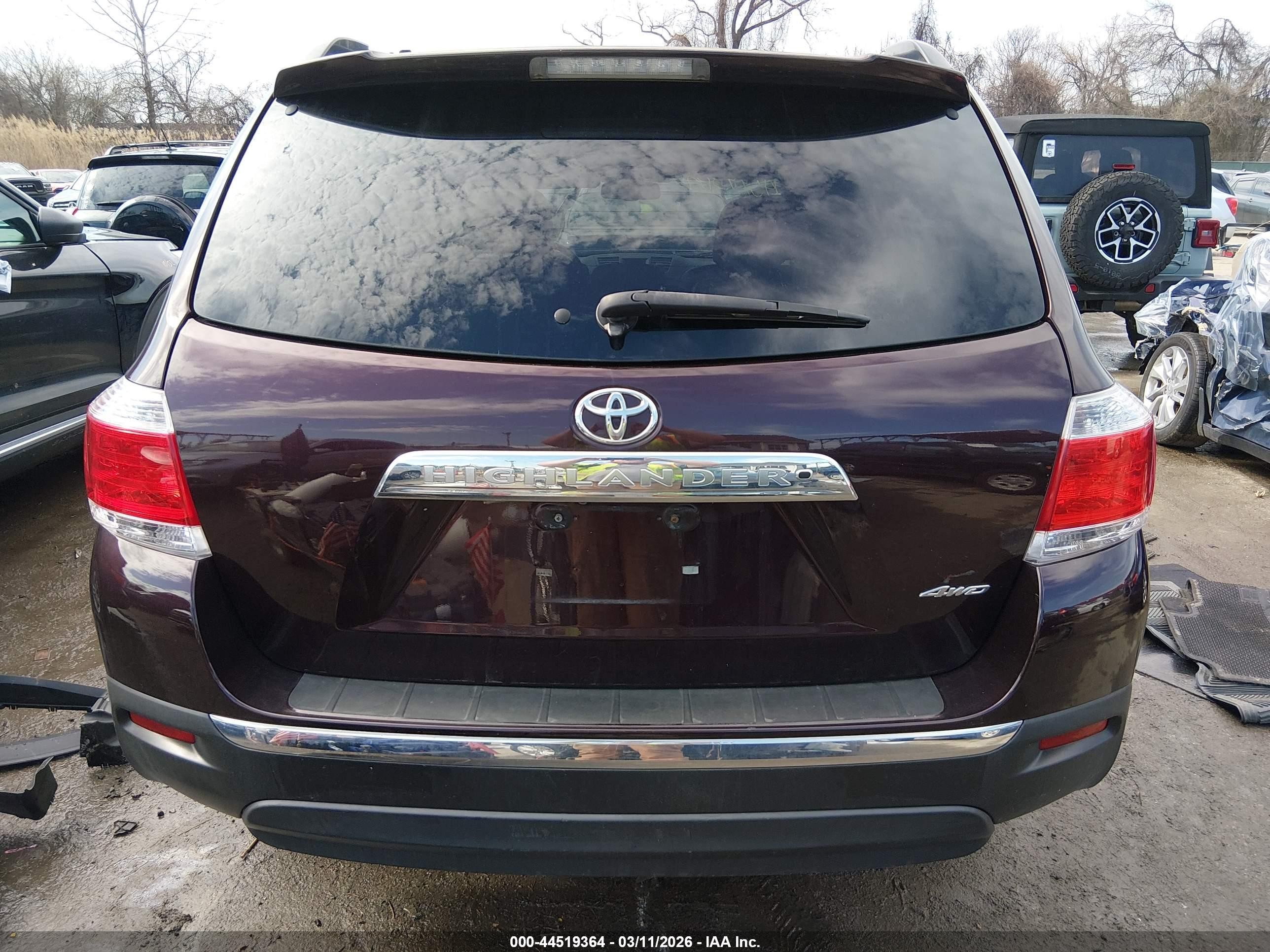 2011 Toyota Highlander Se V6 Purple vin: 5TDBK3EH3BS067520