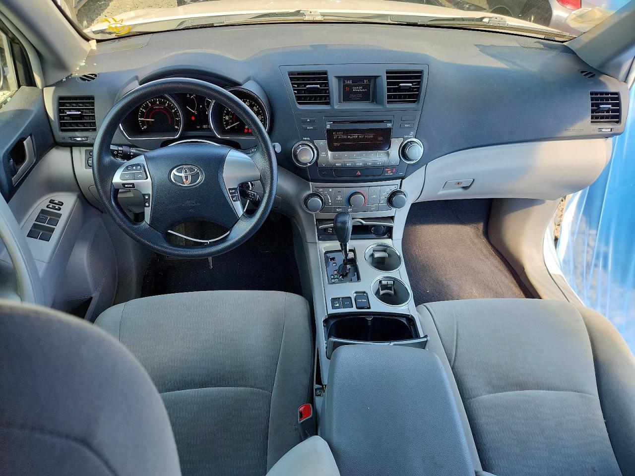 2011 Toyota Highlander Base White vin: 5TDBK3EH3BS072197