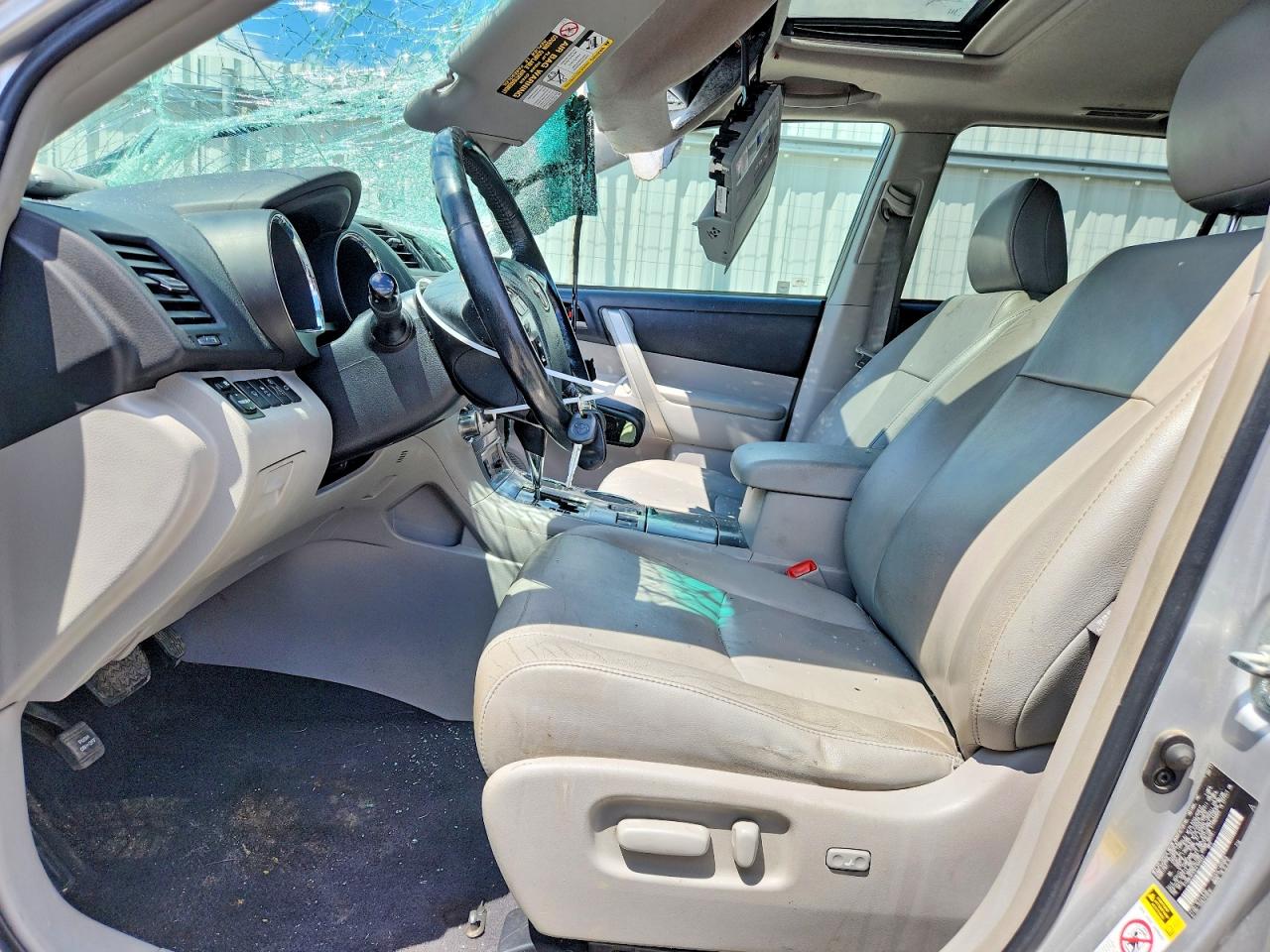 2012 Toyota Highlander Se Silver vin: 5TDBK3EH3CS104647