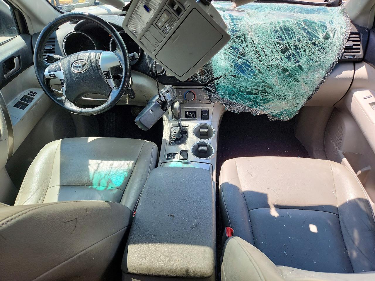 2012 Toyota Highlander Se Silver vin: 5TDBK3EH3CS104647