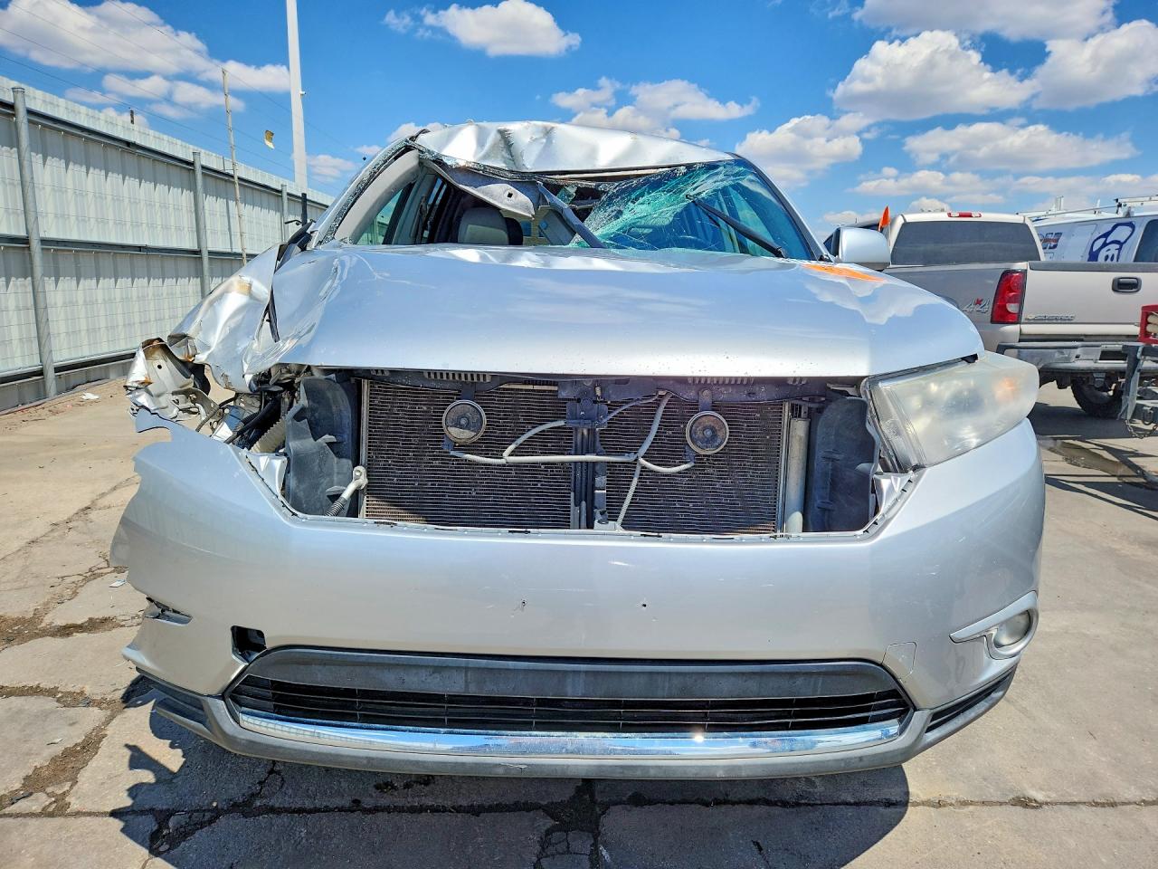 2012 Toyota Highlander Se Silver vin: 5TDBK3EH3CS104647