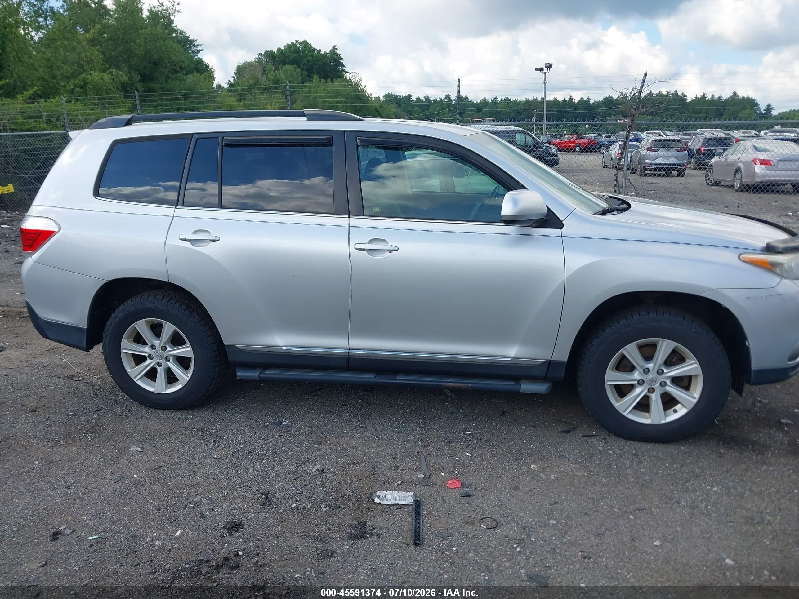 2012 Toyota Highlander Se V6 Серебряный vin: 5TDBK3EH3CS106124