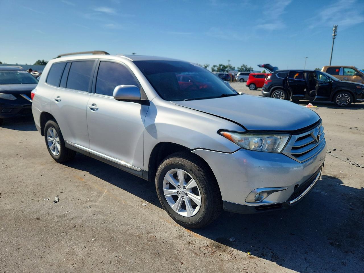 2012 Toyota Highlander Se Silver vin: 5TDBK3EH3CS128656