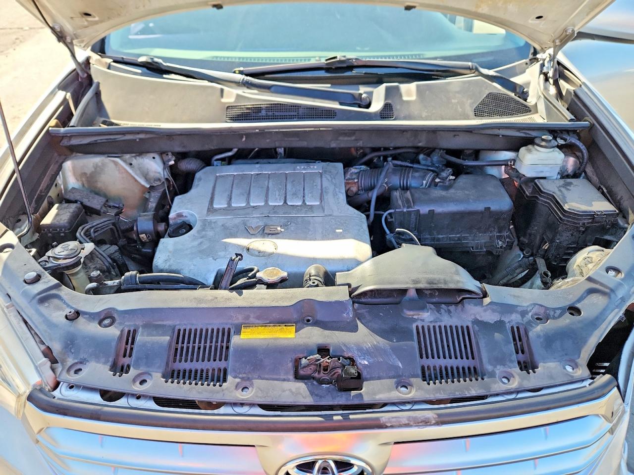 2012 Toyota Highlander Se Silver vin: 5TDBK3EH3CS128656