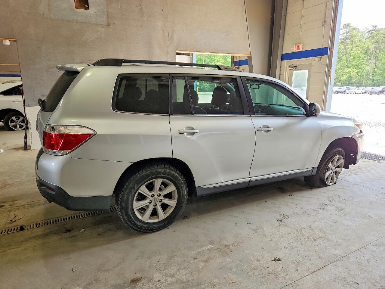2012 Toyota Highlander Se Silver vin: 5TDBK3EH3CS175170