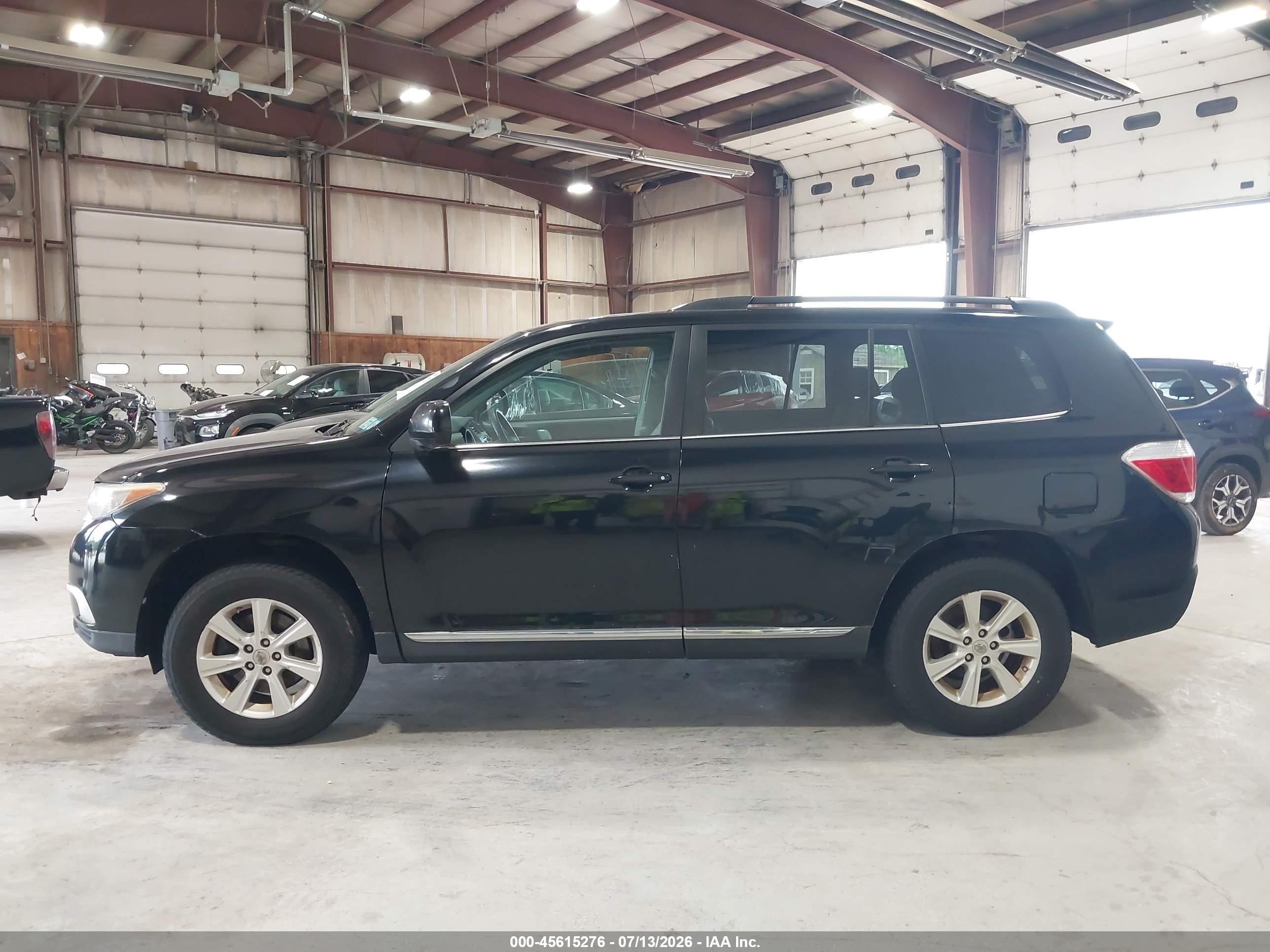2013 Toyota Highlander Se V6 Черный vin: 5TDBK3EH3DS179673