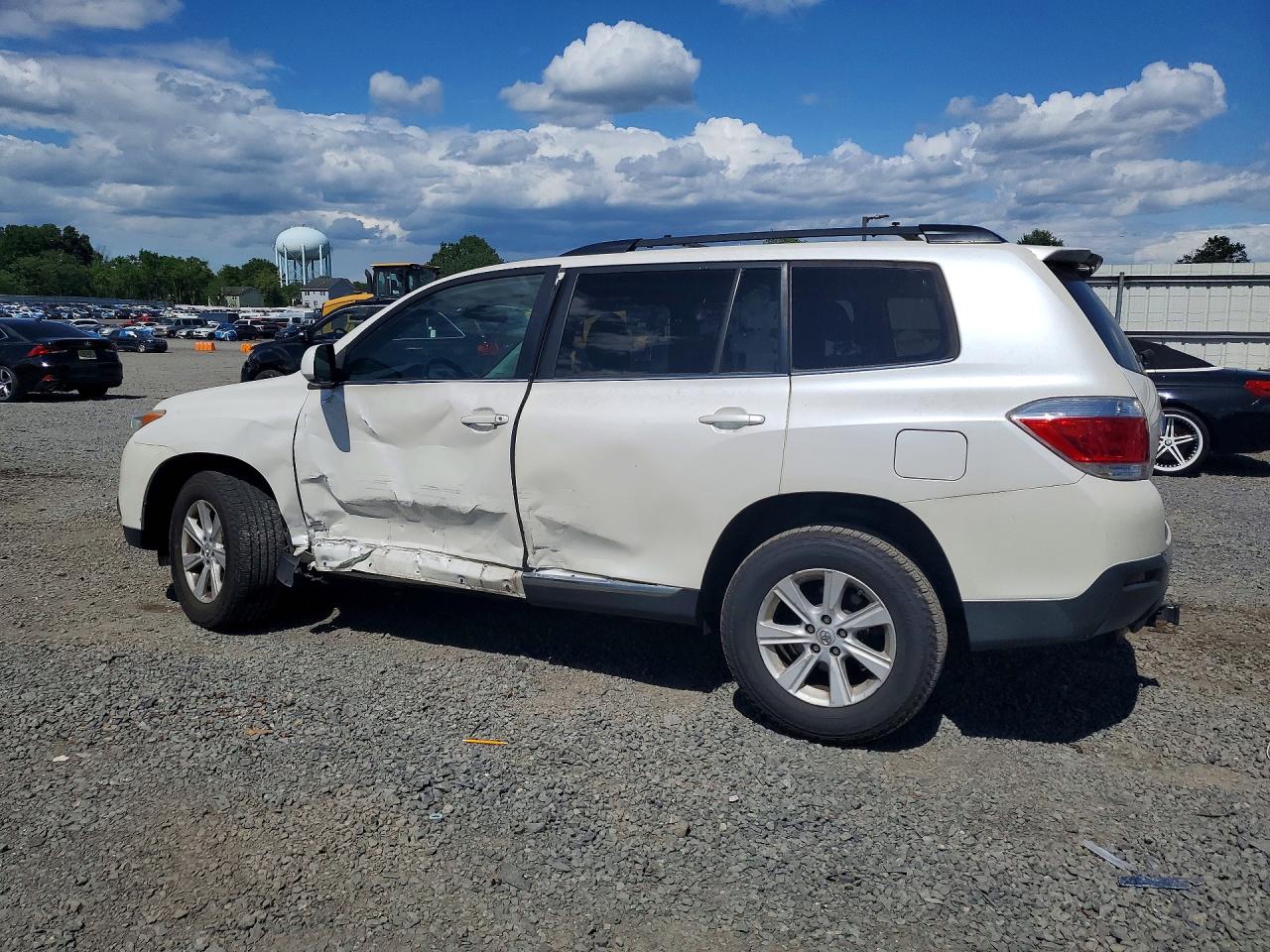 2013 Toyota Highlander Se White vin: 5TDBK3EH3DS199731