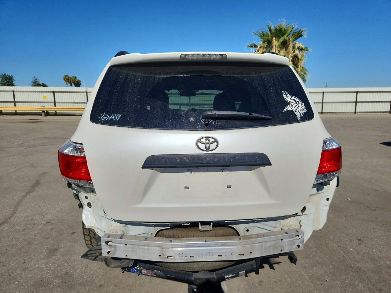 2013 Toyota Highlander Se White vin: 5TDBK3EH3DS218410