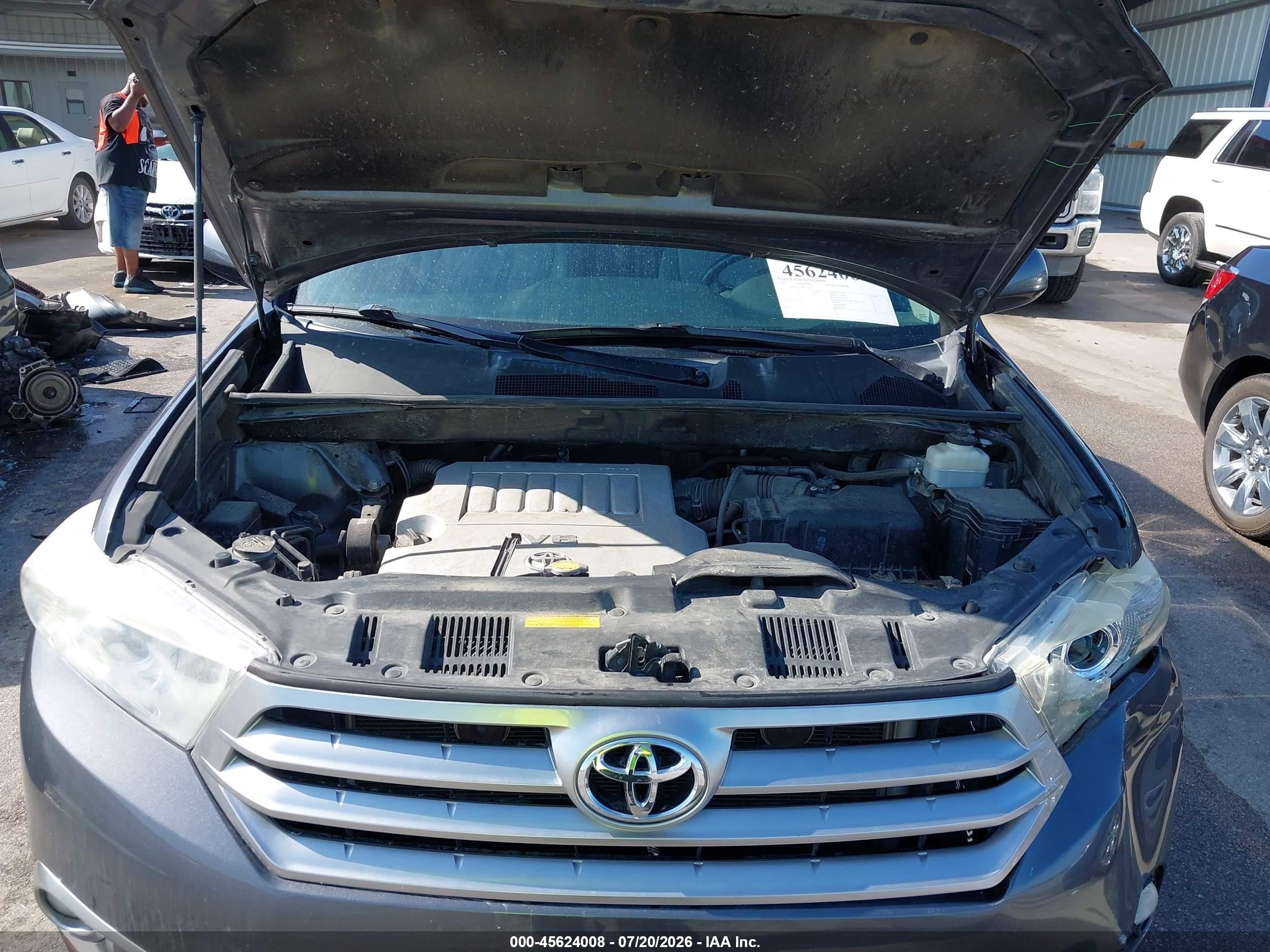 2013 Toyota Highlander Se V6 Gray vin: 5TDBK3EH3DS219654
