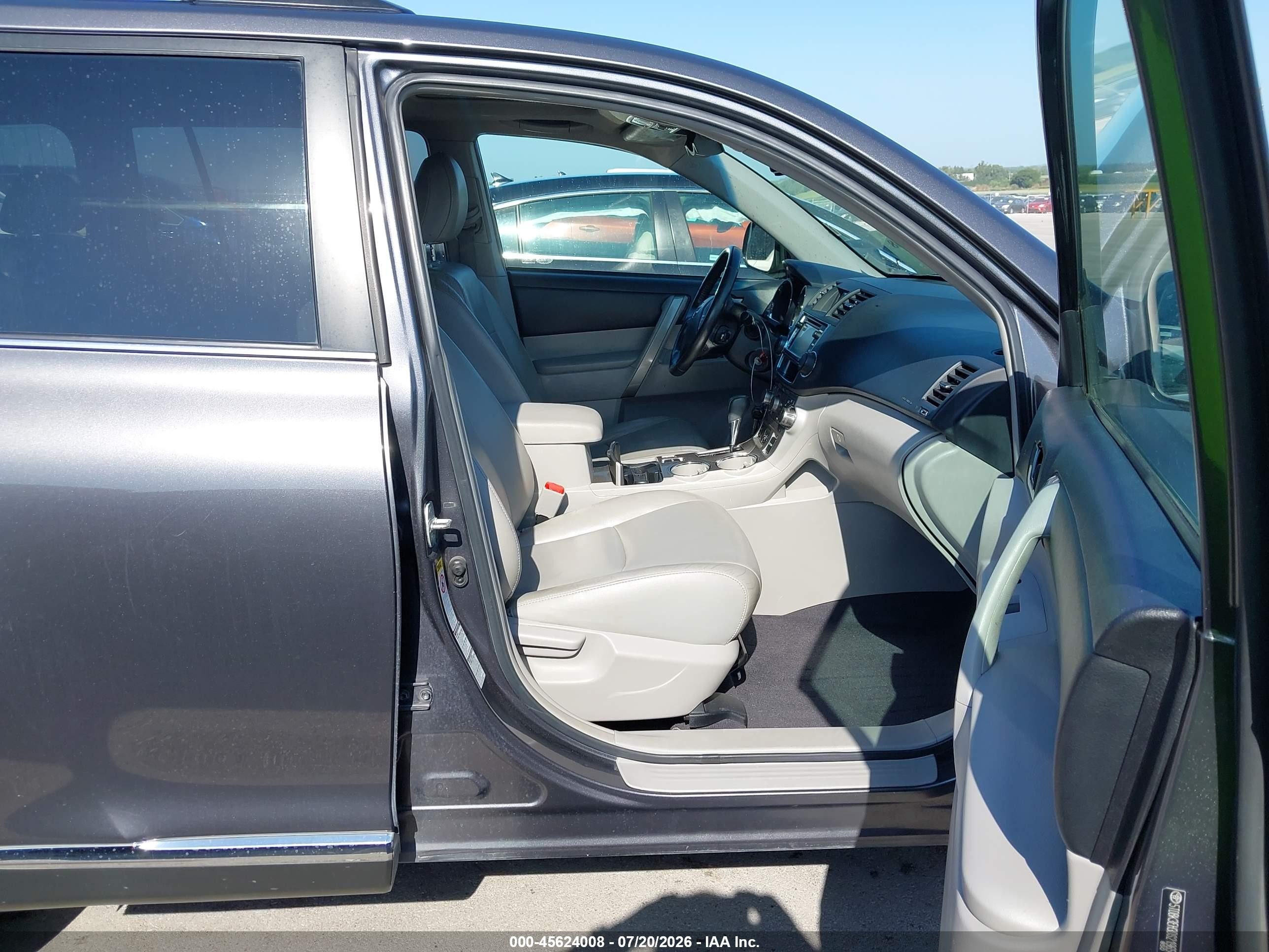 2013 Toyota Highlander Se V6 Gray vin: 5TDBK3EH3DS219654