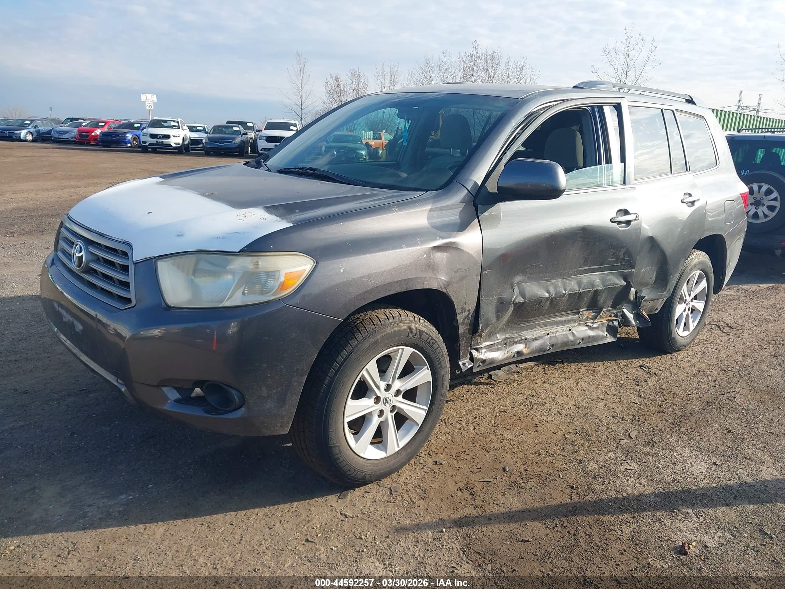 2011 Toyota Highlander Base V6 Gray vin: 5TDBK3EH4BS044098