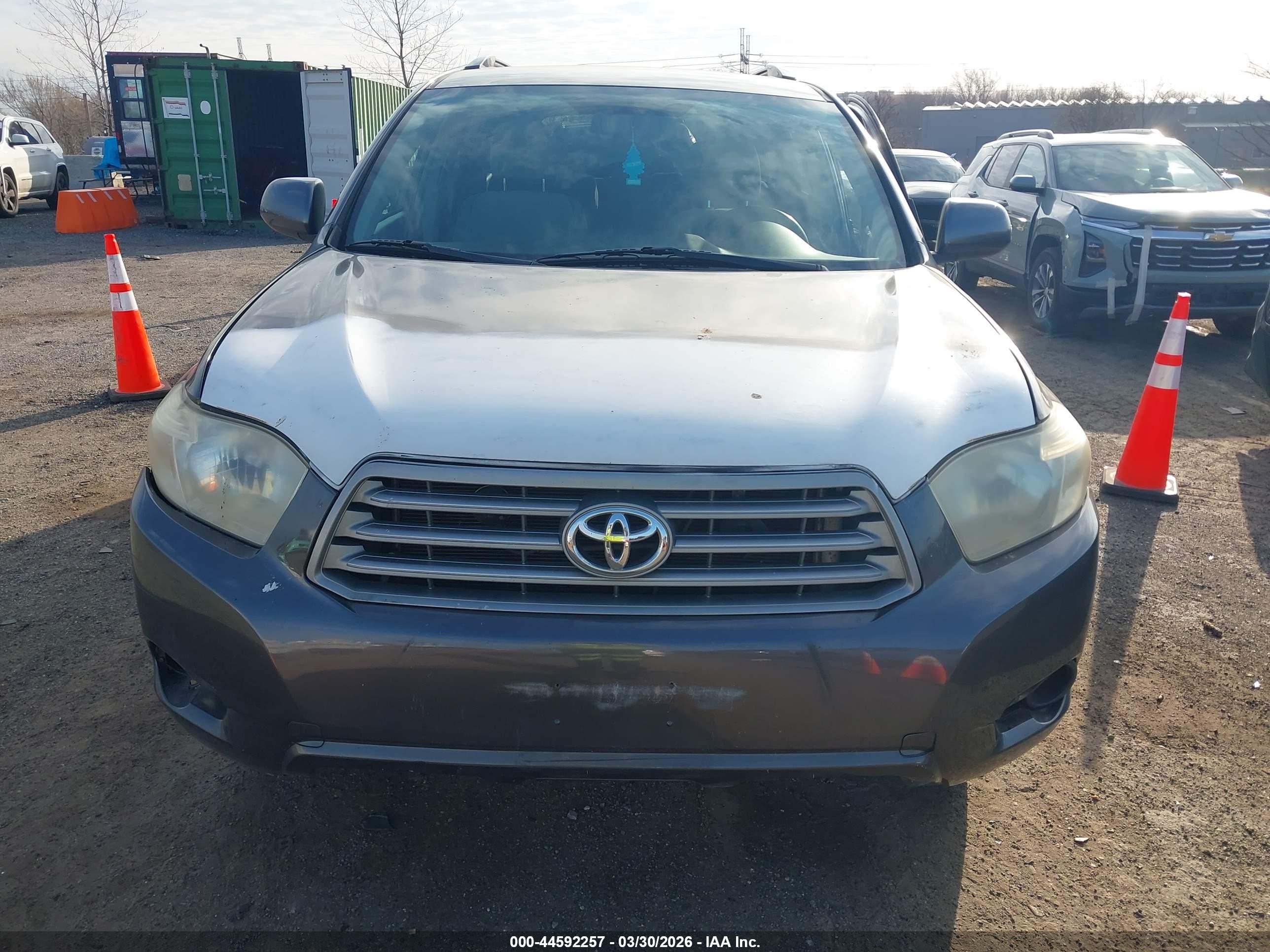 2011 Toyota Highlander Base V6 Gray vin: 5TDBK3EH4BS044098