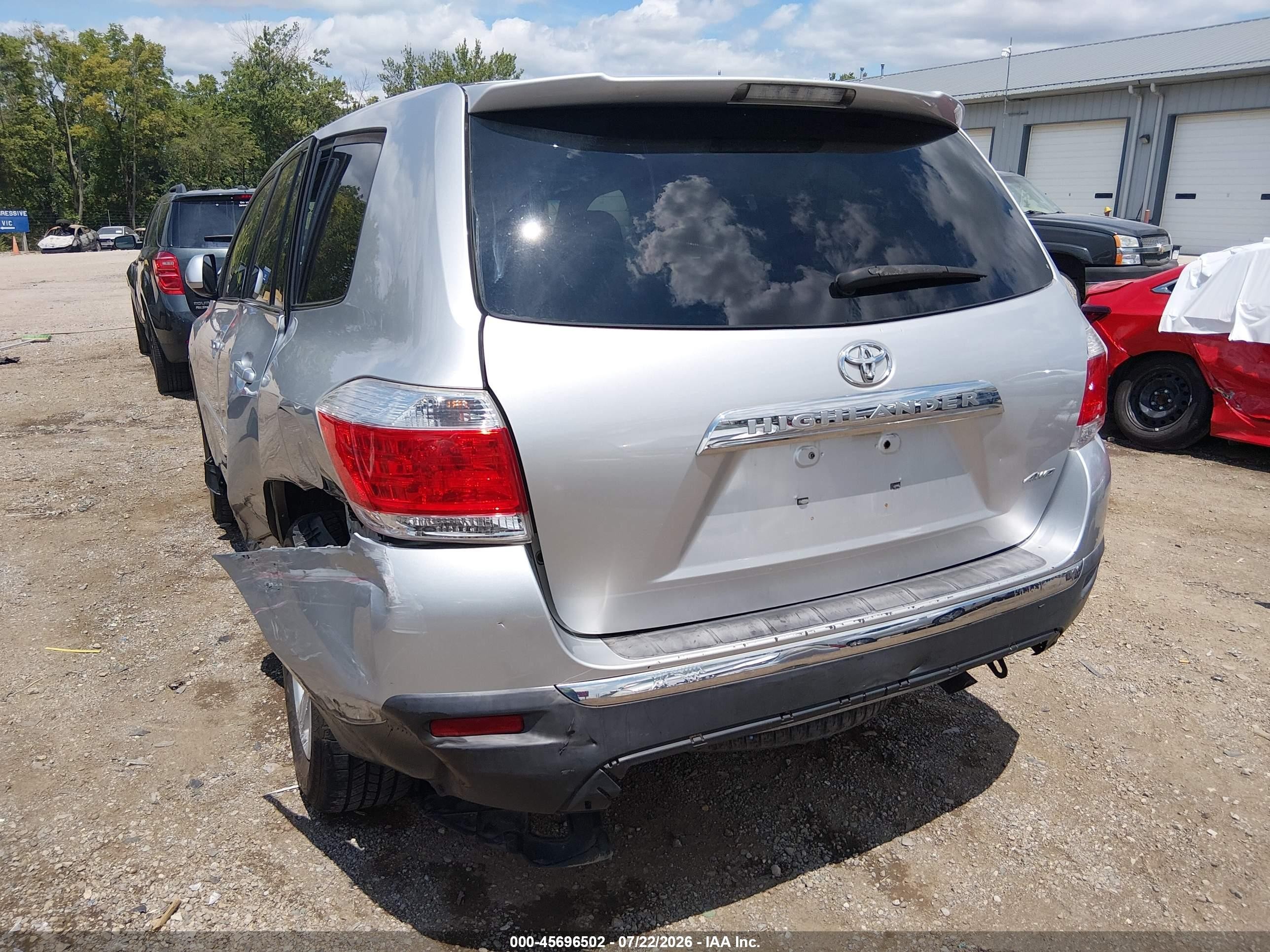 2011 Toyota Highlander Base V6 Silver vin: 5TDBK3EH4BS055697