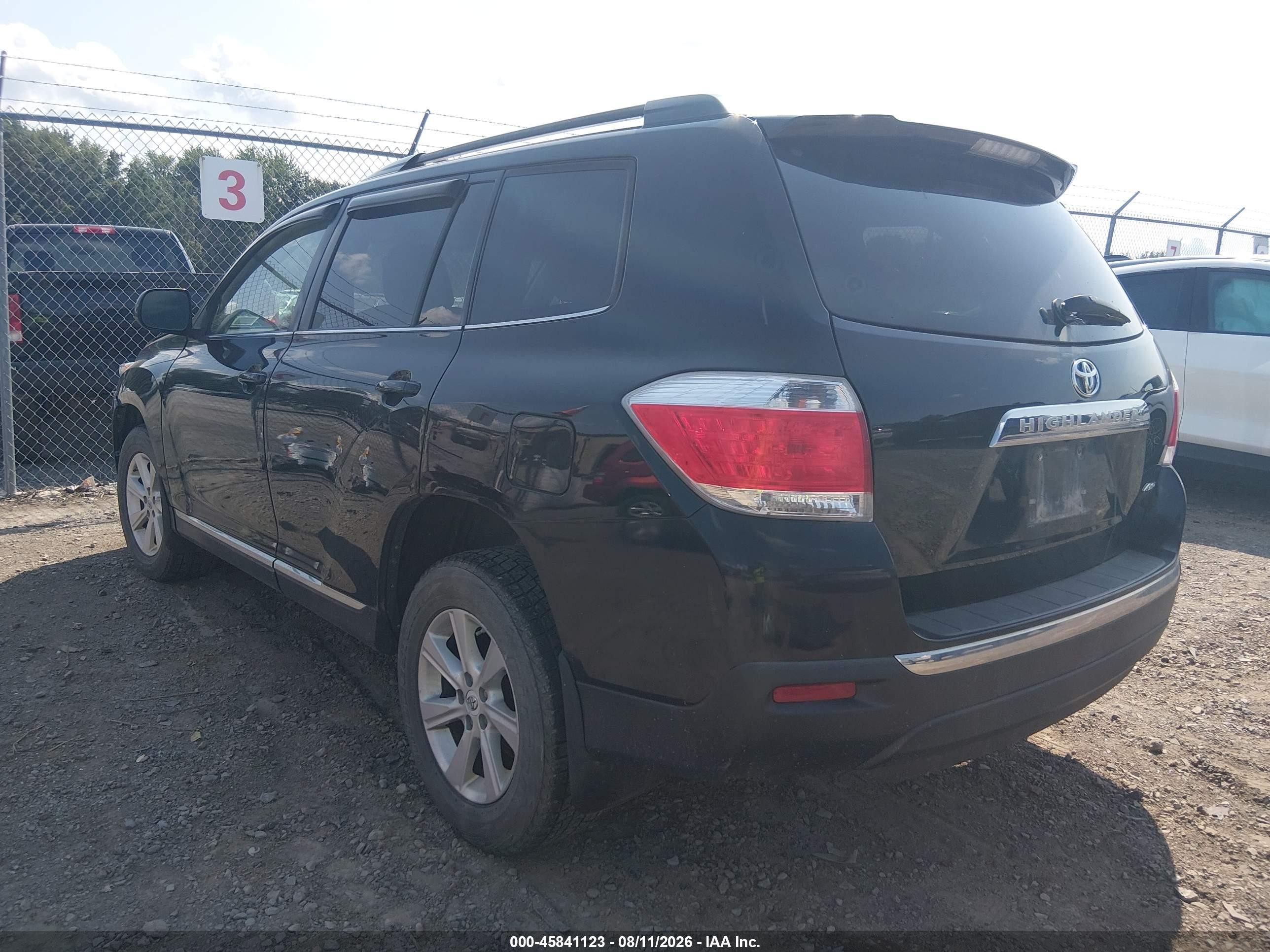 2011 Toyota Highlander Base V6 Black vin: 5TDBK3EH4BS090014