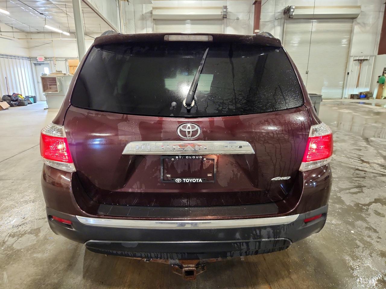 2012 Toyota Highlander Se Burgundy vin: 5TDBK3EH4CS093318