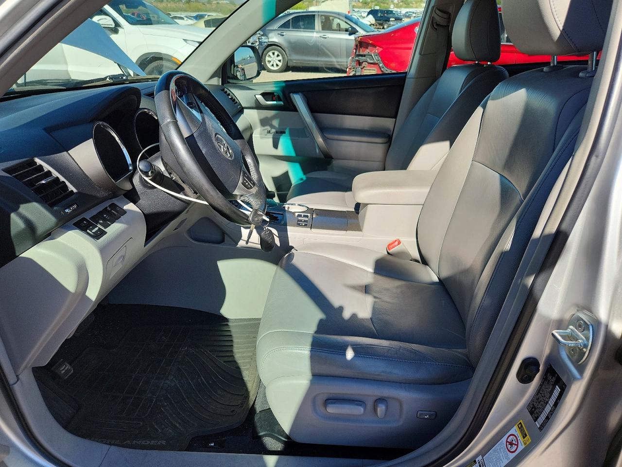 2012 Toyota Highlander Se Silver vin: 5TDBK3EH4CS110117