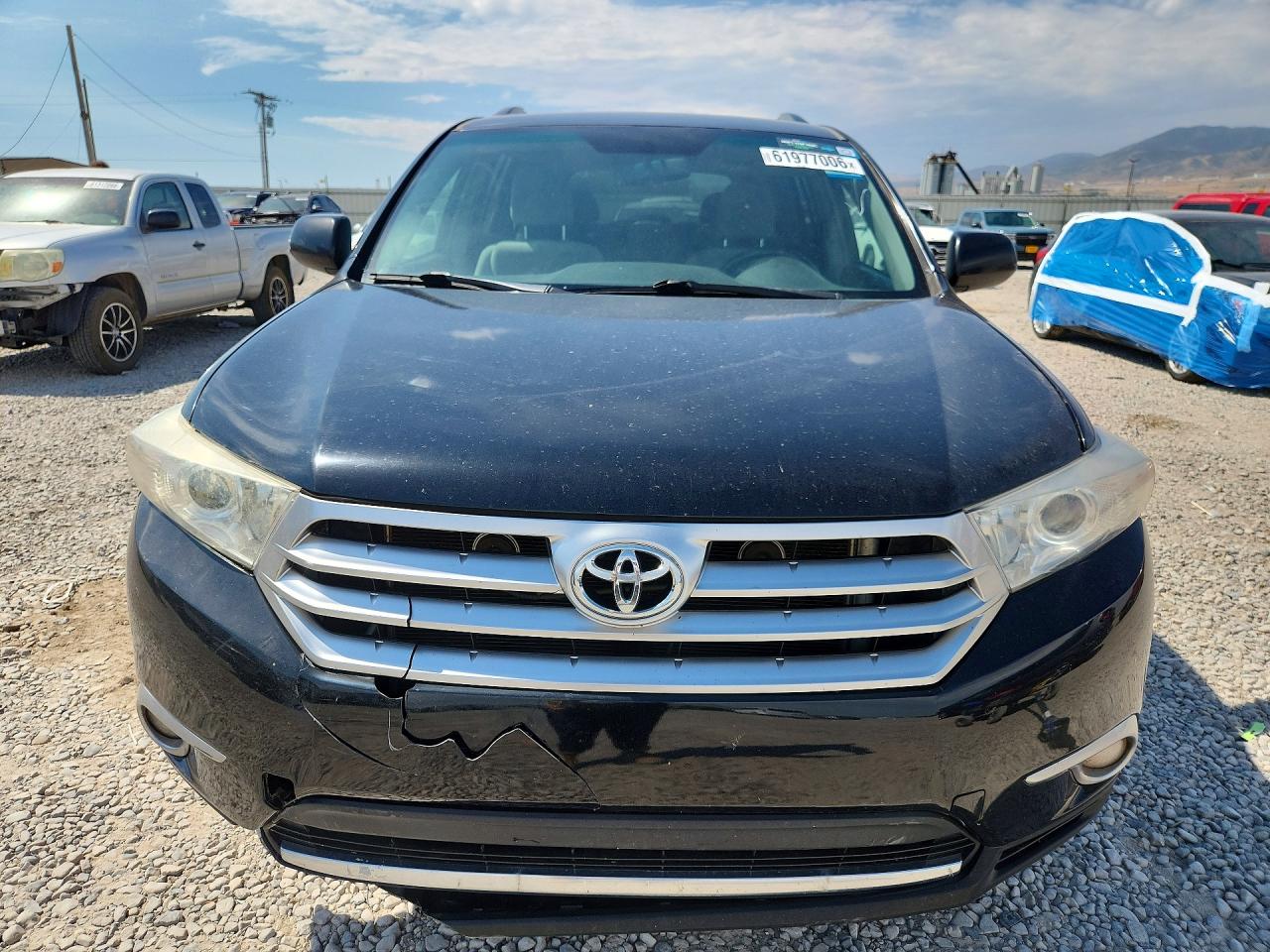 2012 Toyota Highlander Base Black vin: 5TDBK3EH4CS112076
