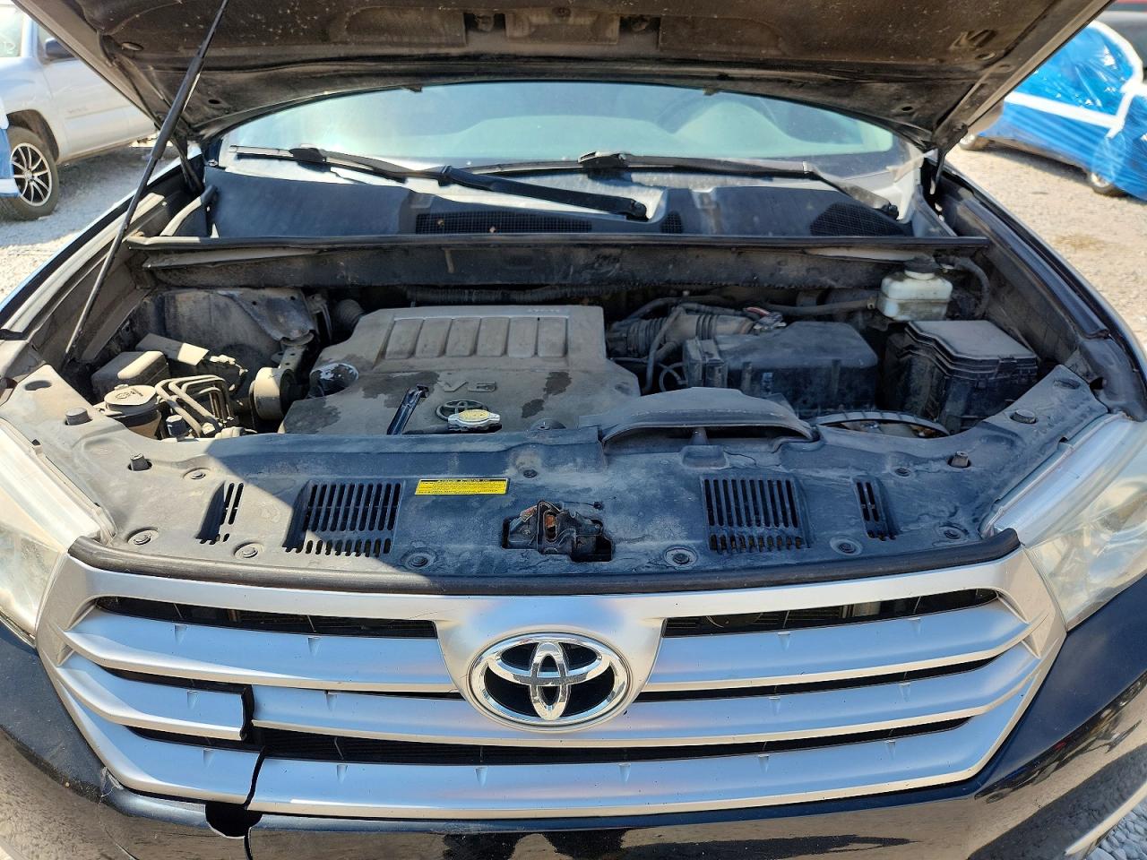 2012 Toyota Highlander Base Black vin: 5TDBK3EH4CS112076