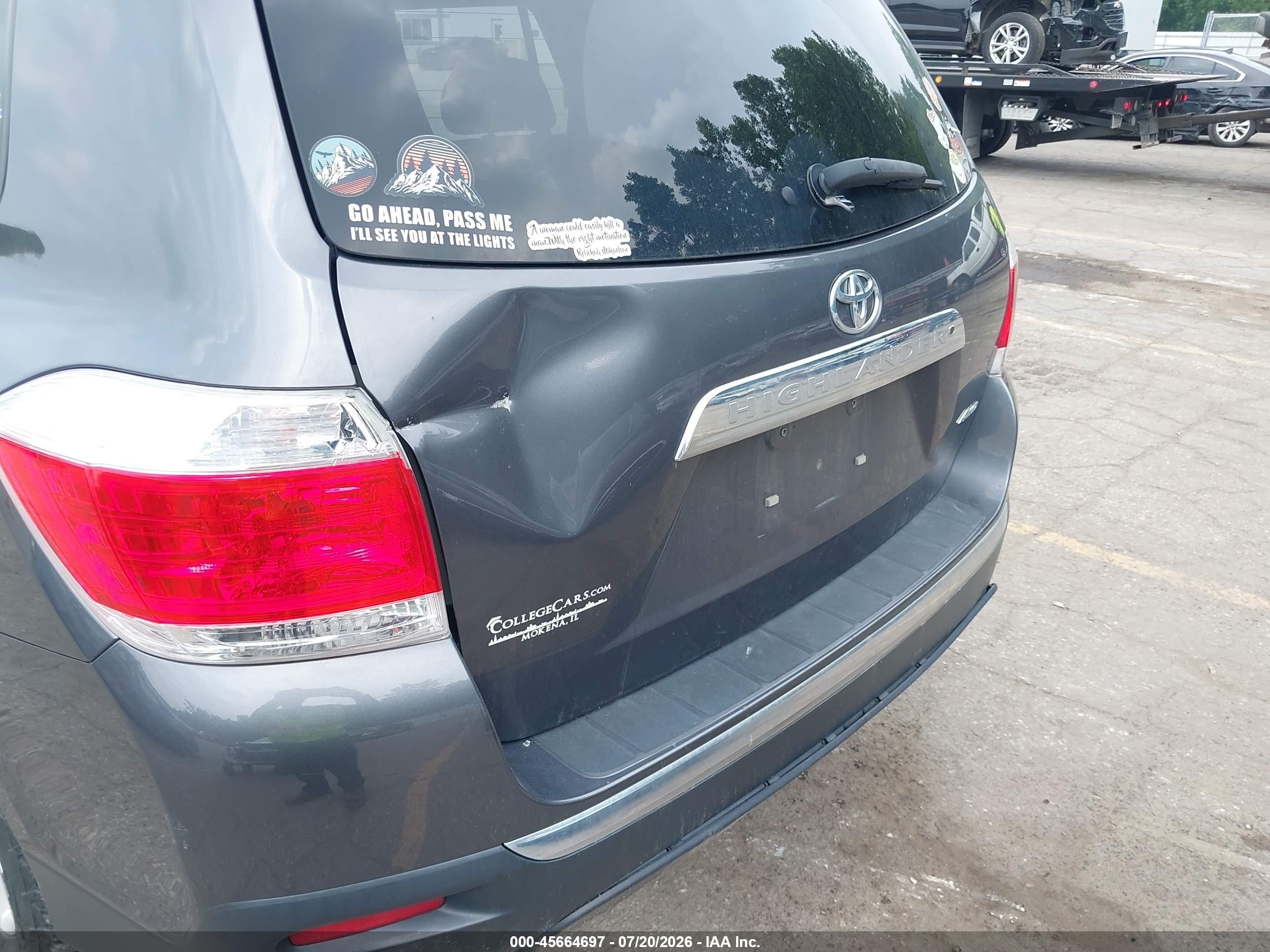 2012 Toyota Highlander Base V6 Gray vin: 5TDBK3EH4CS135230