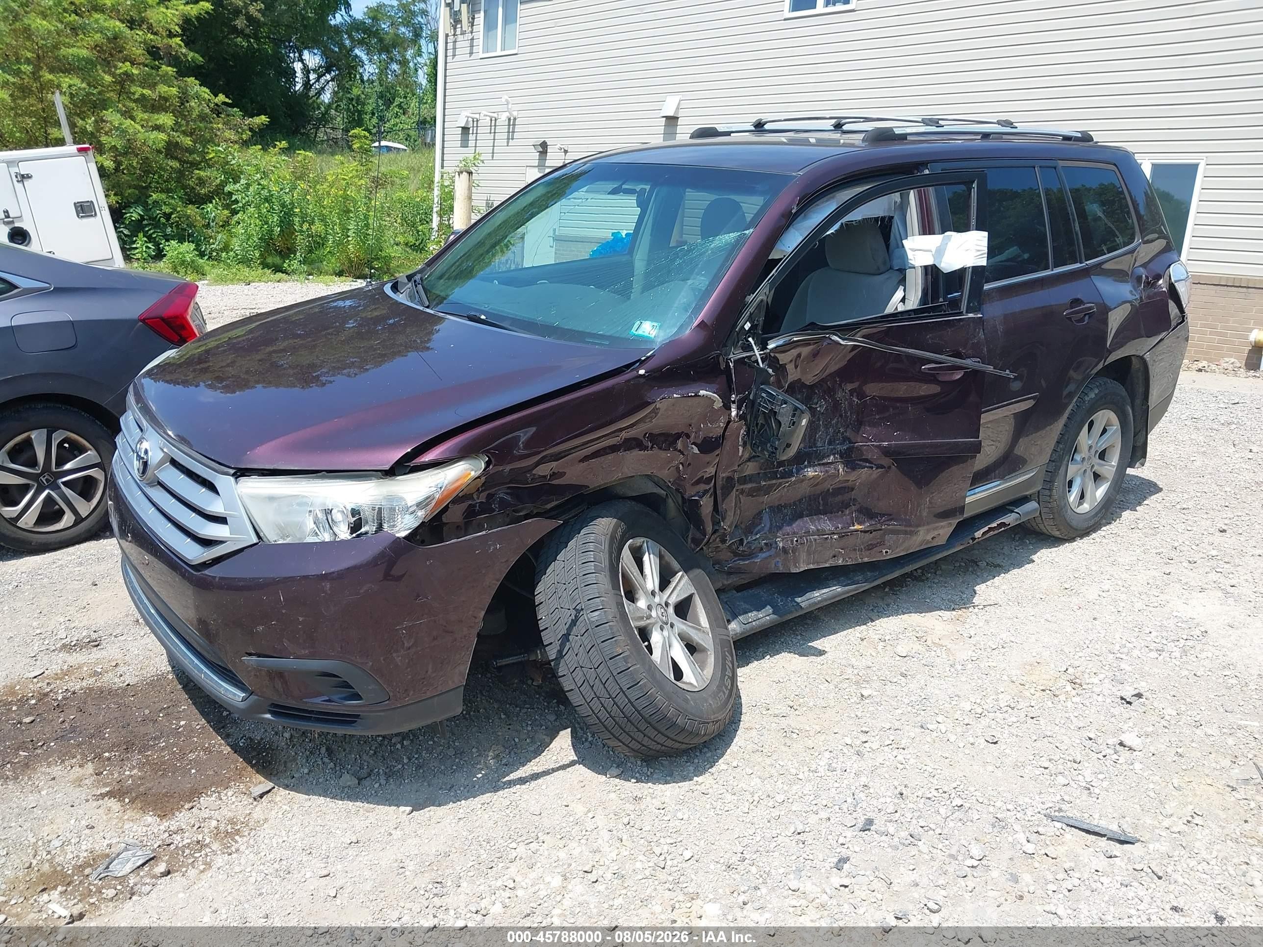 2012 Toyota Highlander Base V6 Maroon vin: 5TDBK3EH4CS154845
