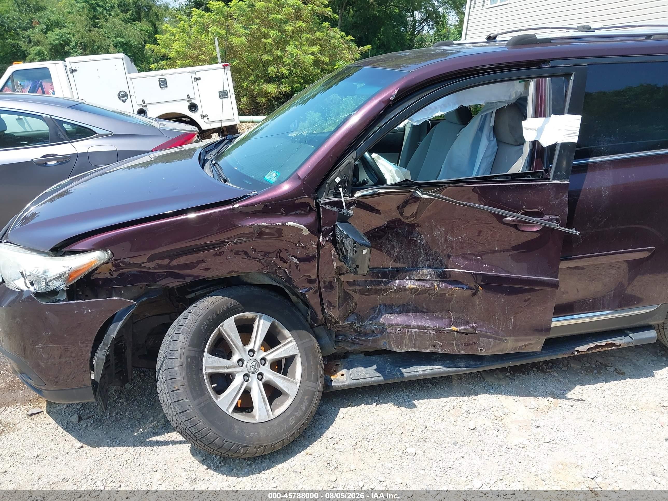 2012 Toyota Highlander Base V6 Maroon vin: 5TDBK3EH4CS154845