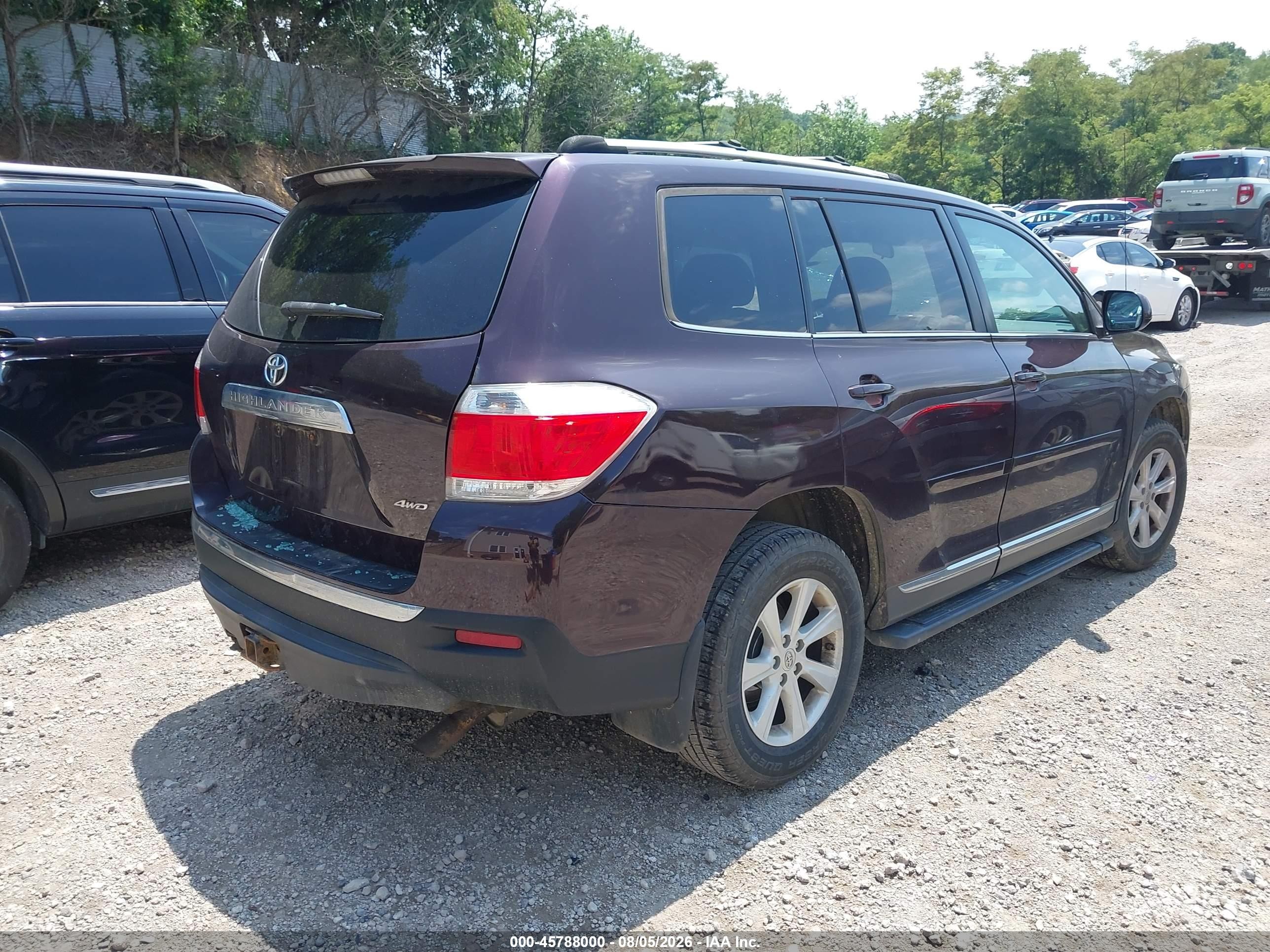 2012 Toyota Highlander Base V6 Maroon vin: 5TDBK3EH4CS154845
