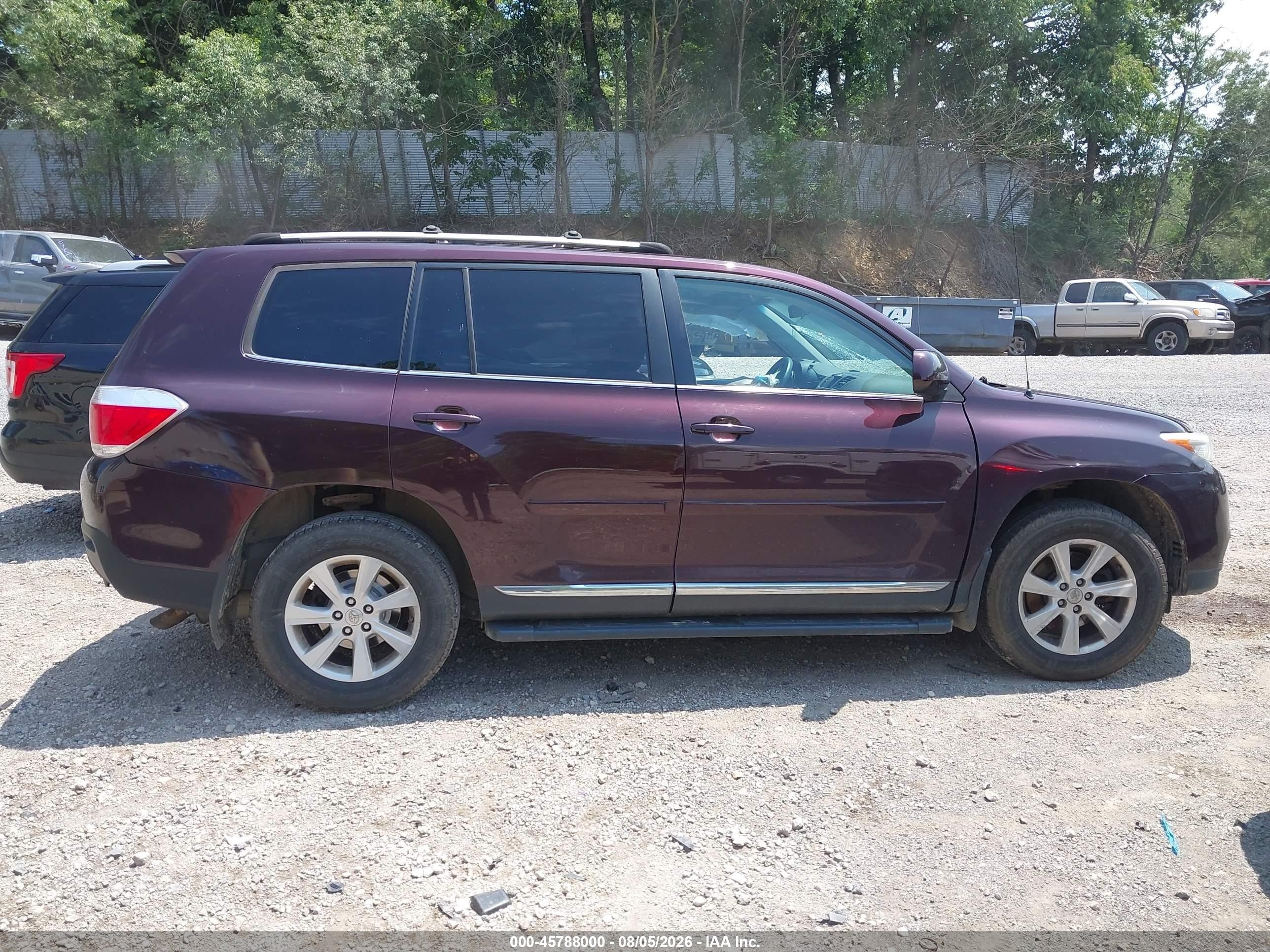 2012 Toyota Highlander Base V6 Maroon vin: 5TDBK3EH4CS154845