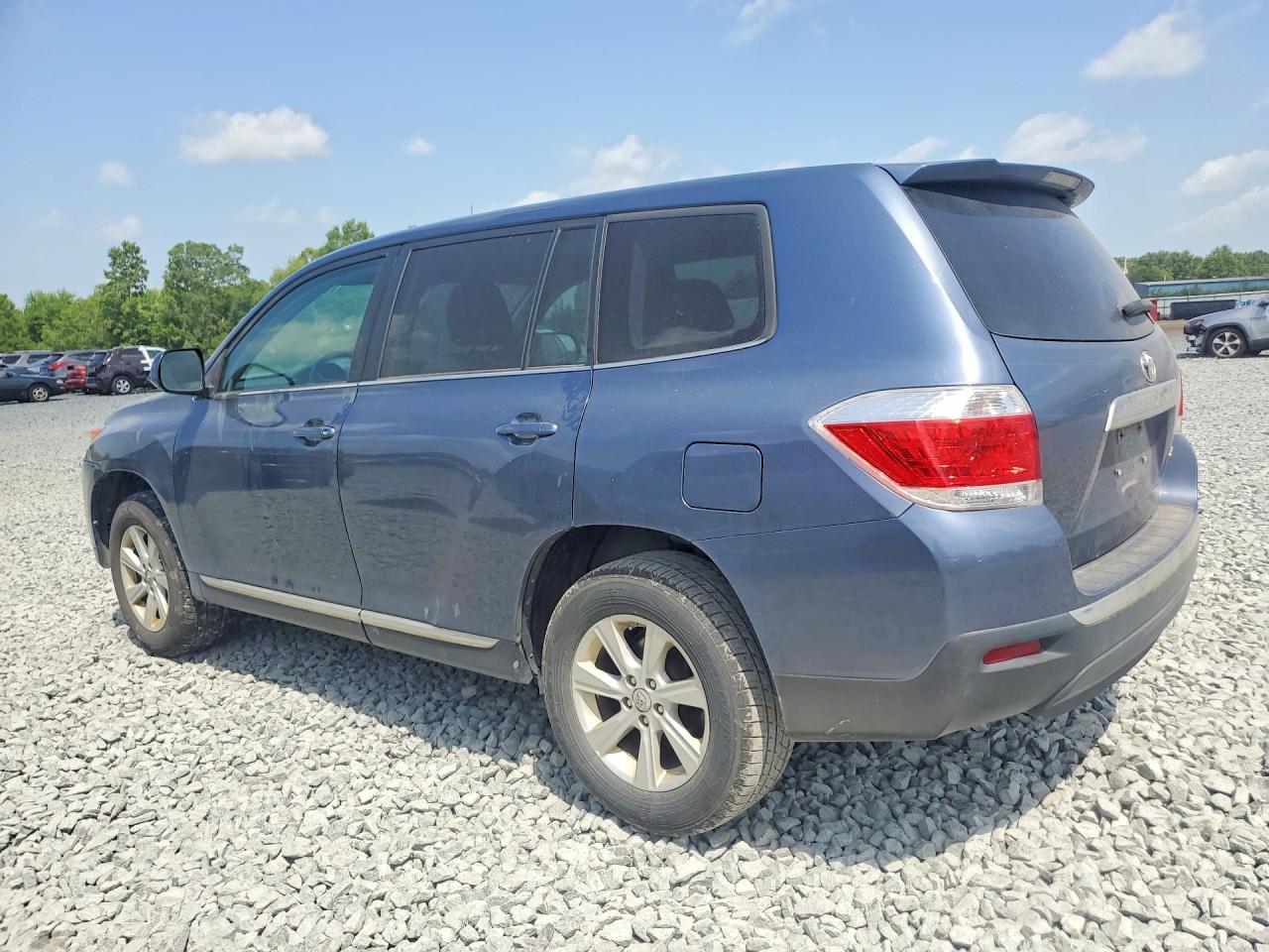 2012 Toyota Highlander Base Blue vin: 5TDBK3EH4CS163223