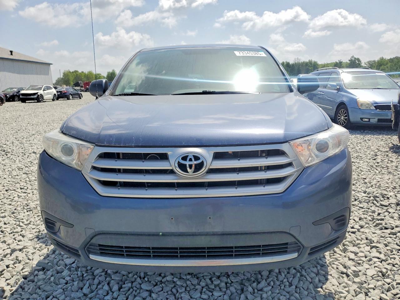 2012 Toyota Highlander Base Blue vin: 5TDBK3EH4CS163223