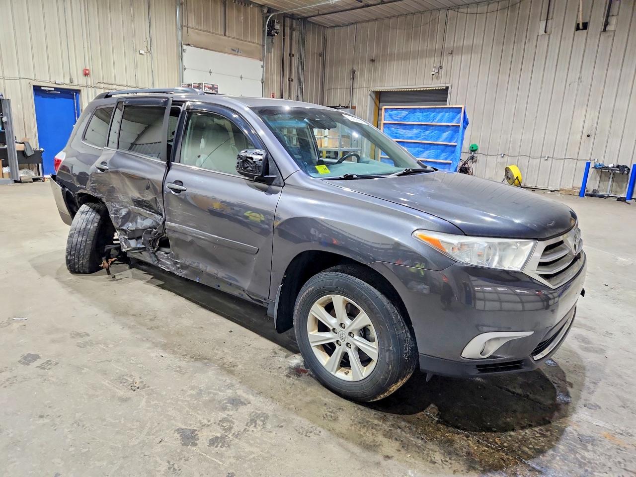 2012 Toyota Highlander Se Серый vin: 5TDBK3EH4CS174786